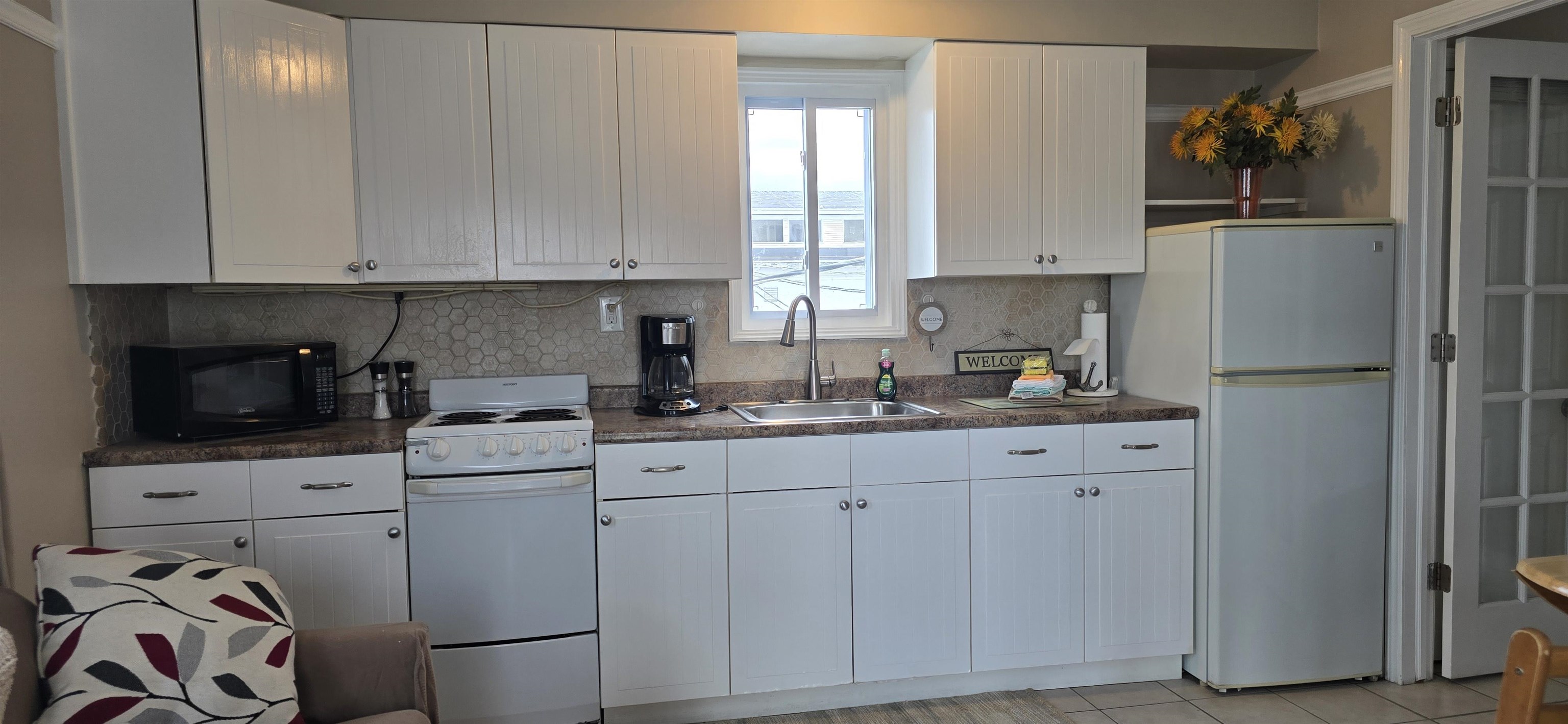 12 G Street Property Photo 3