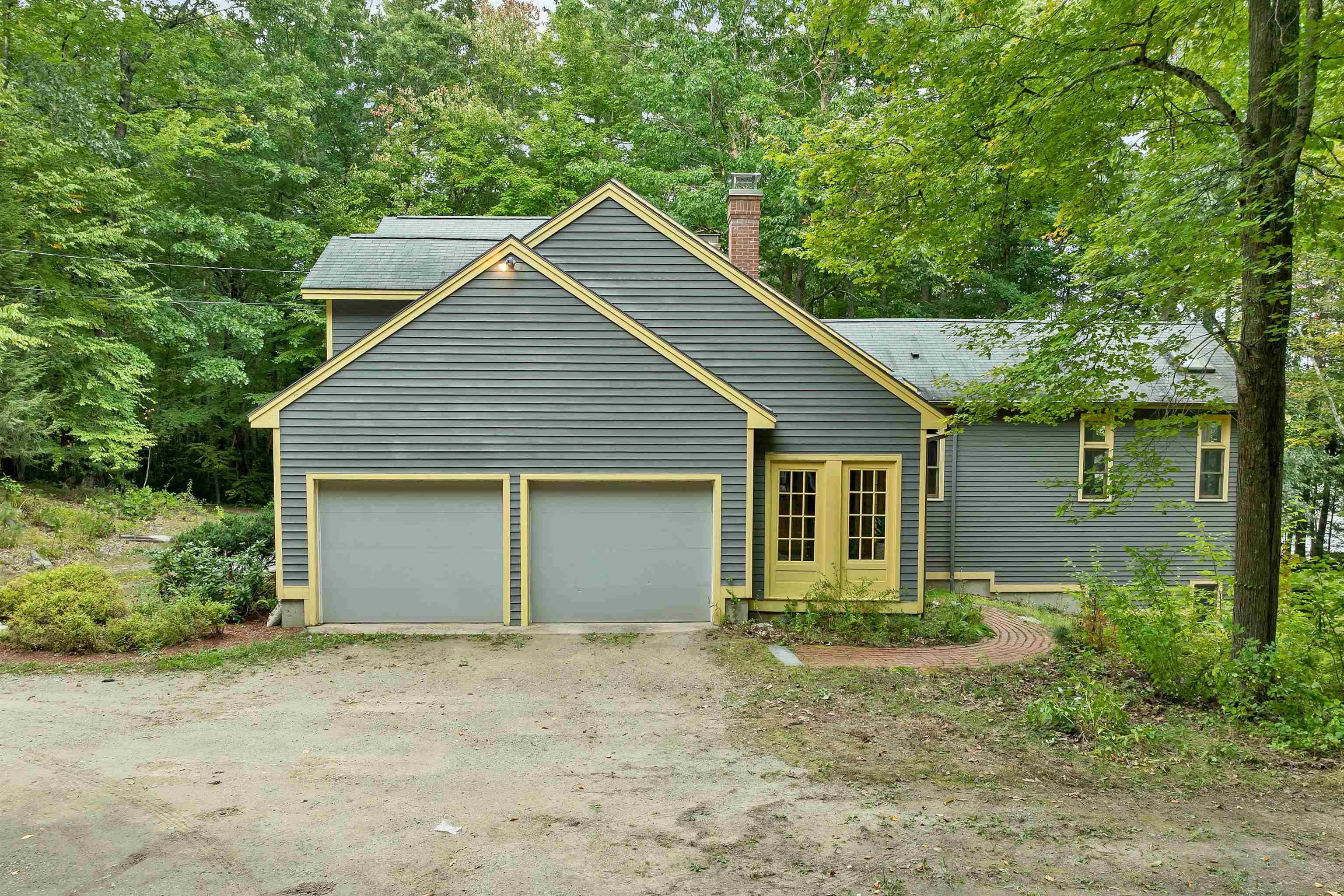 7 Mooers Road Property Photo 2