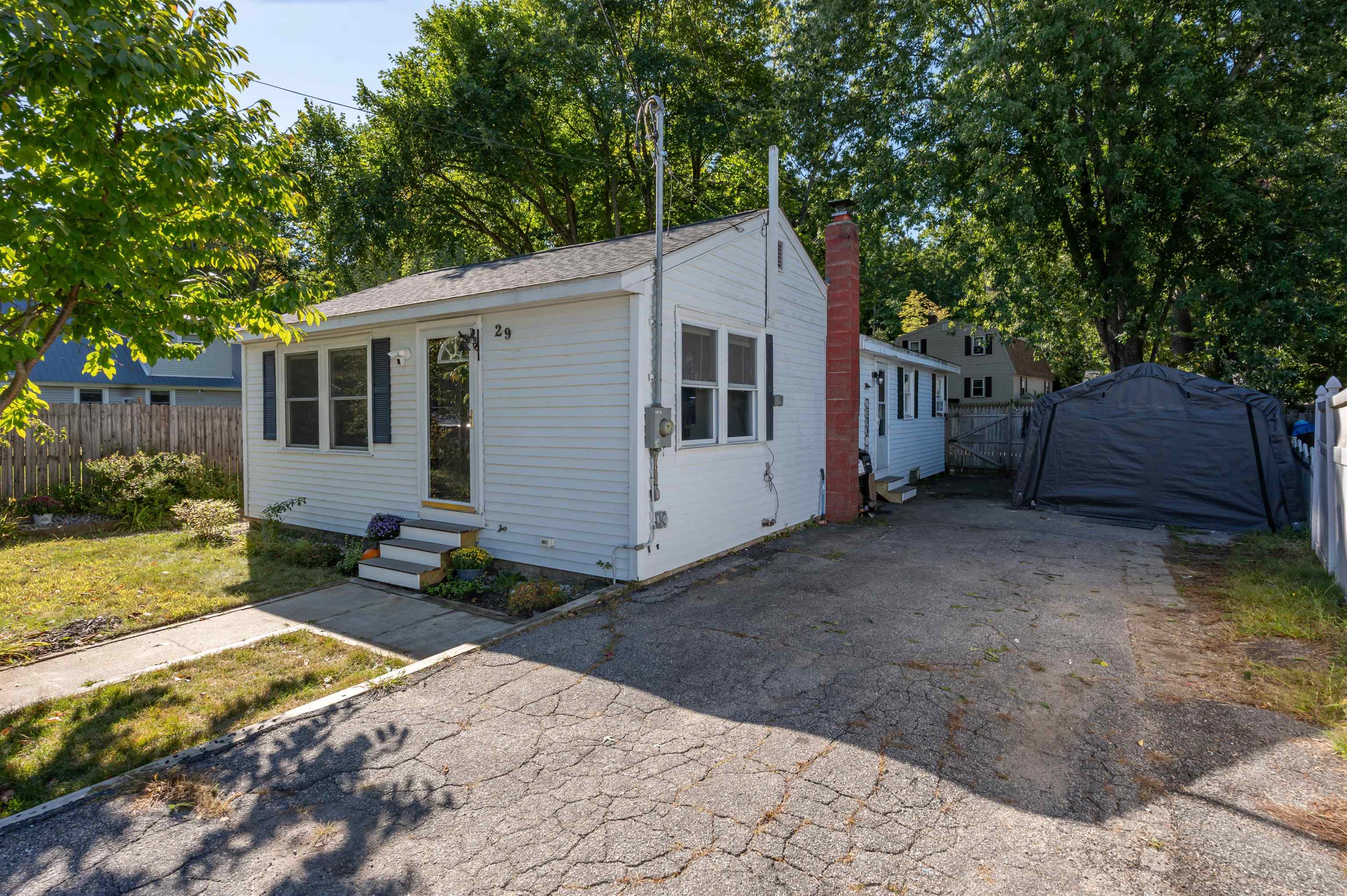 29 Shore Drive Property Photo 2