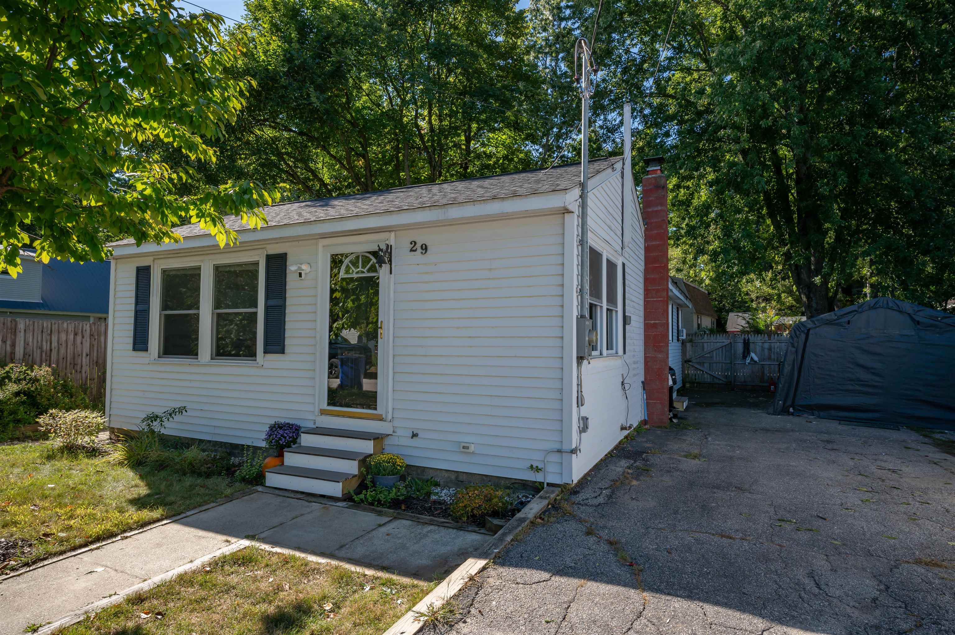 29 Shore Drive Property Photo 4