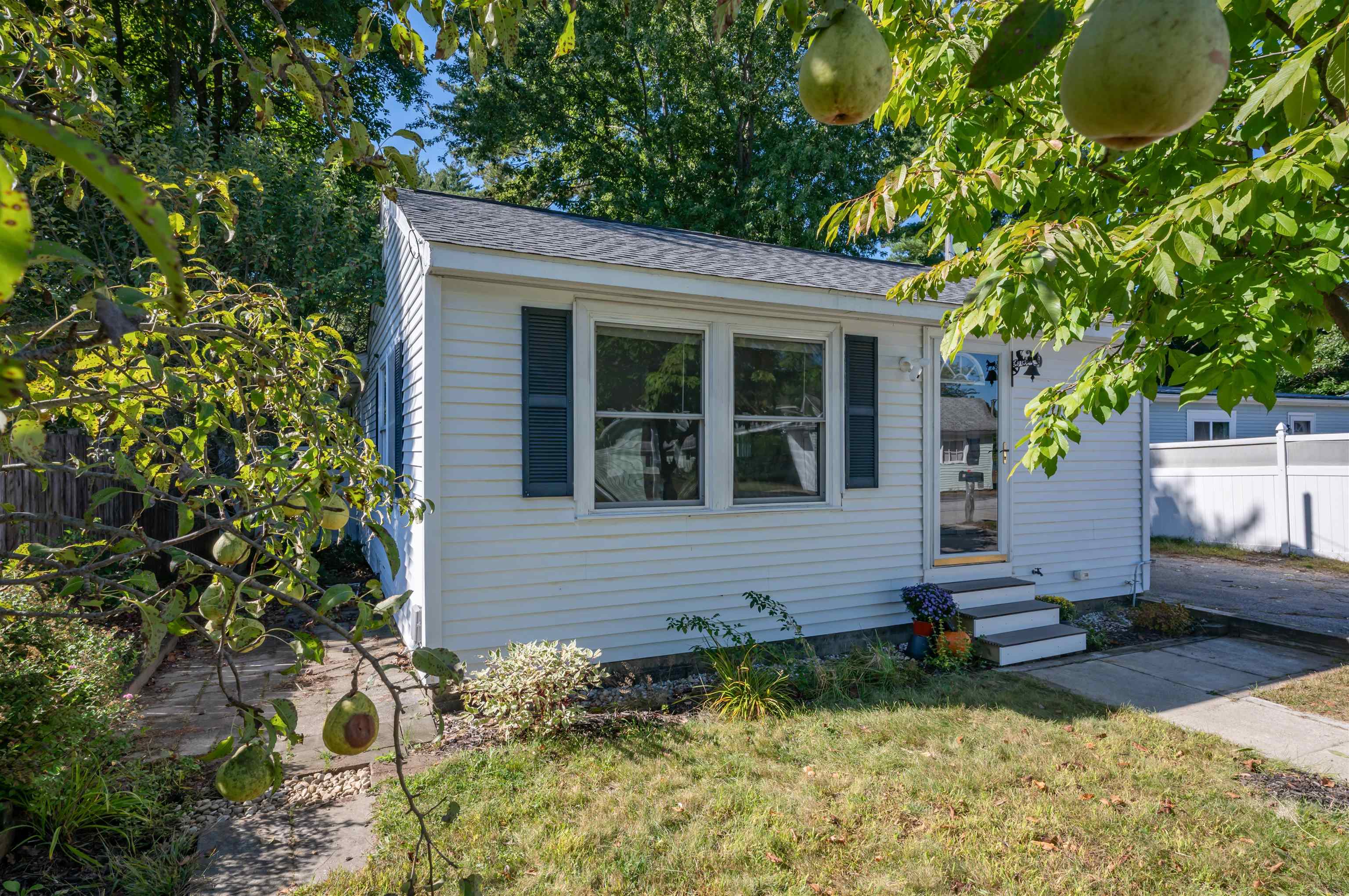 29 Shore Drive Property Photo 5