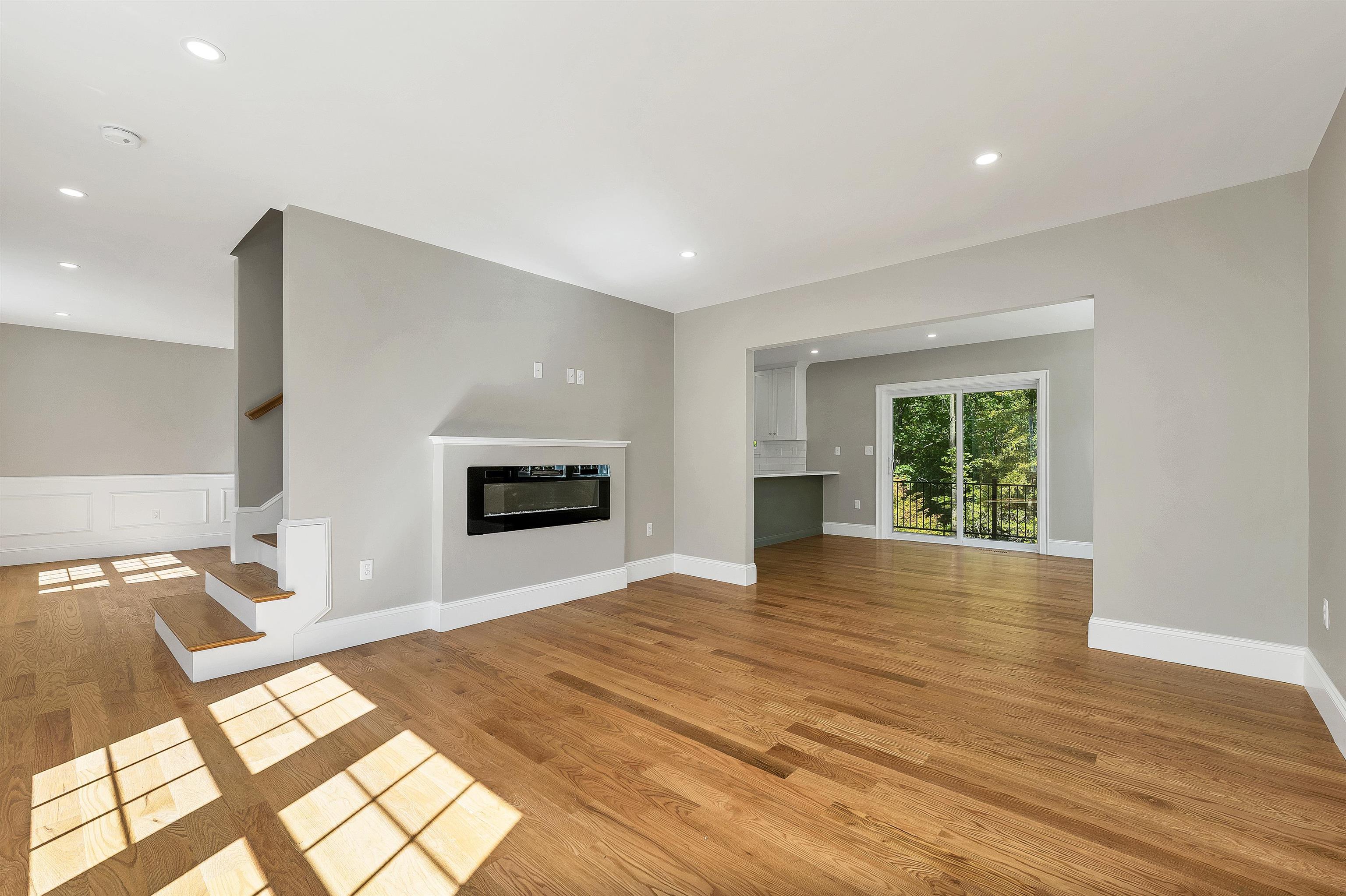 1 Allen Lane Property Photo 23