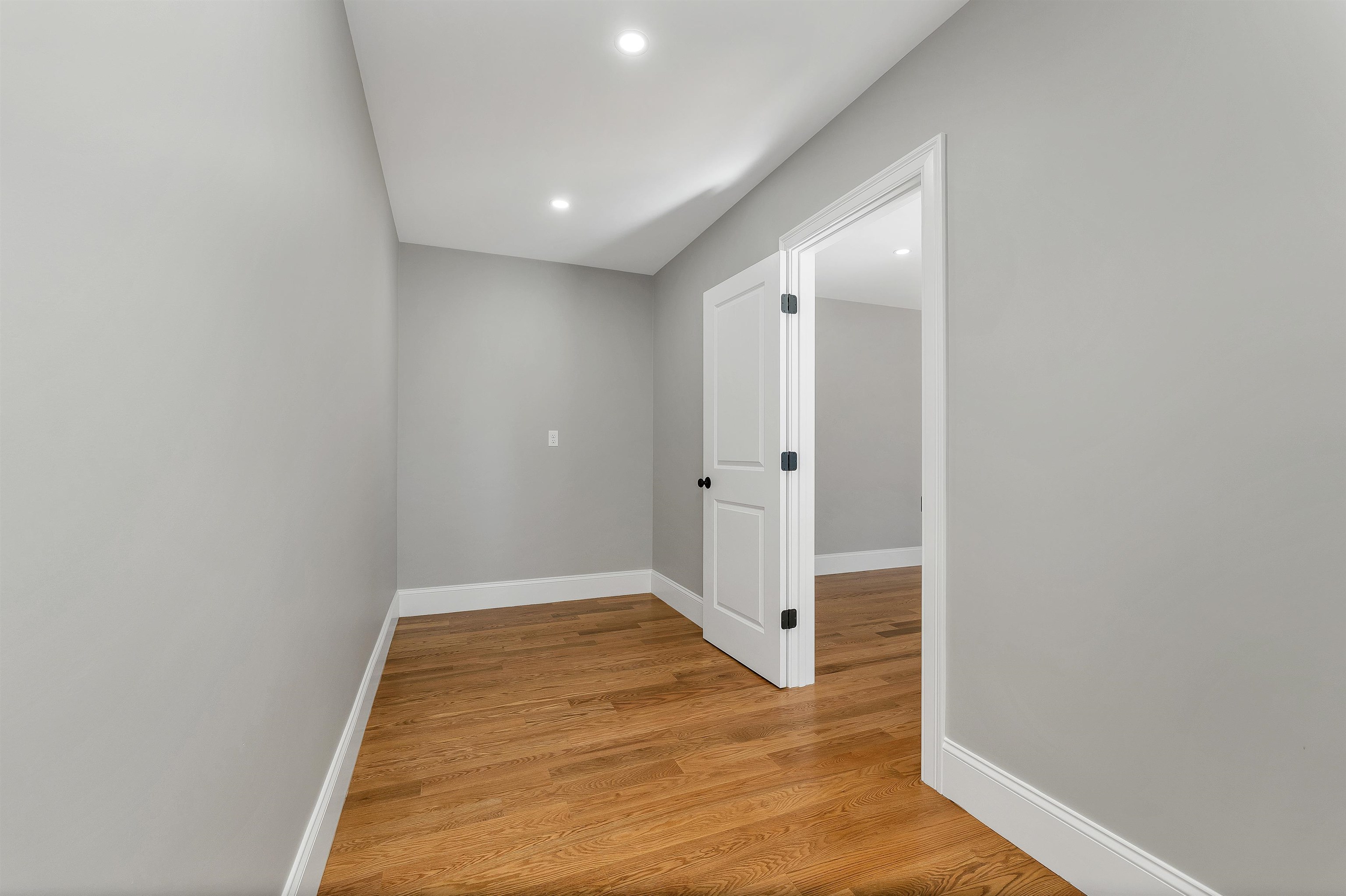 1 Allen Lane Property Photo 38