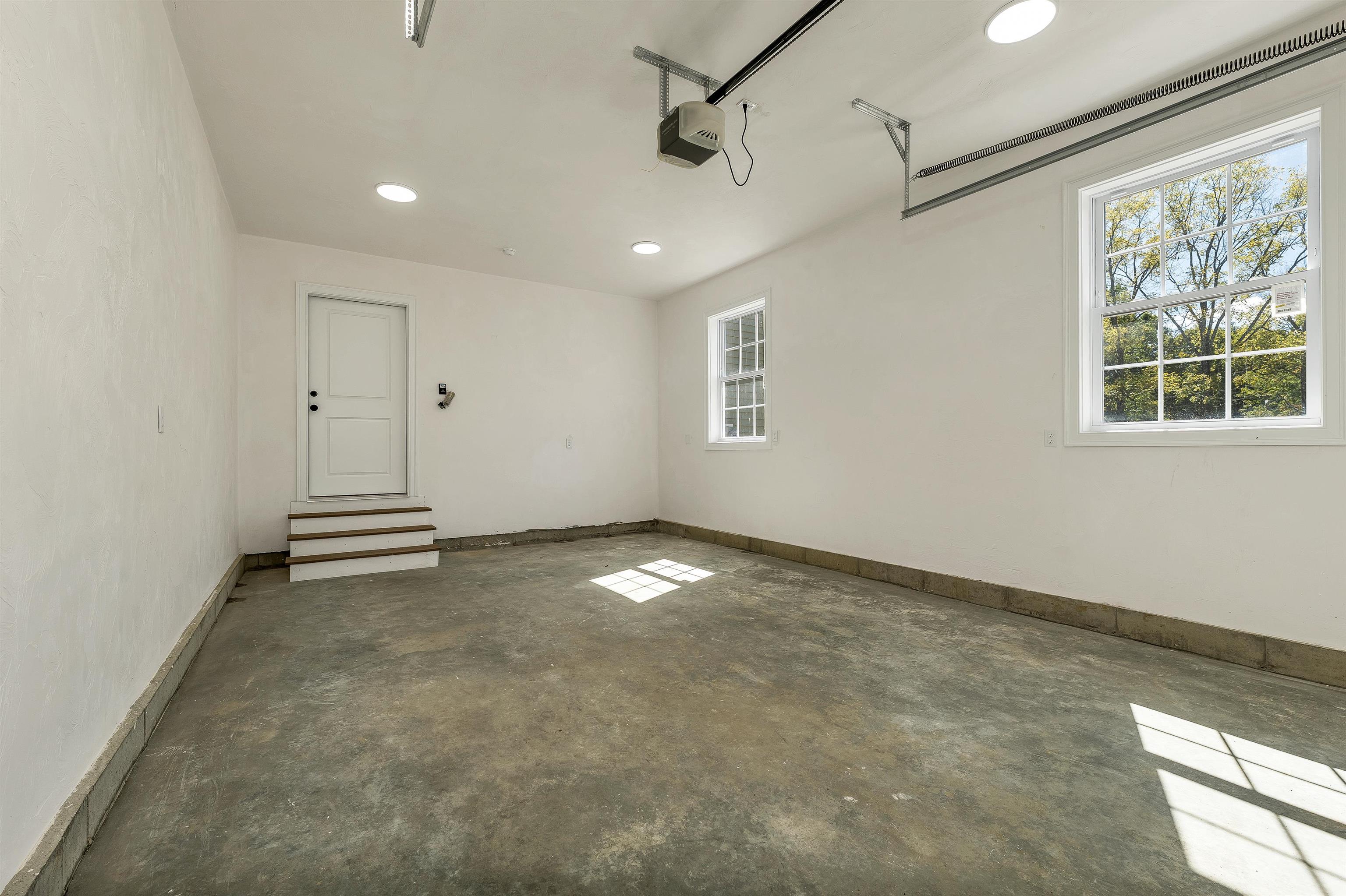 1 Allen Lane Property Photo 54