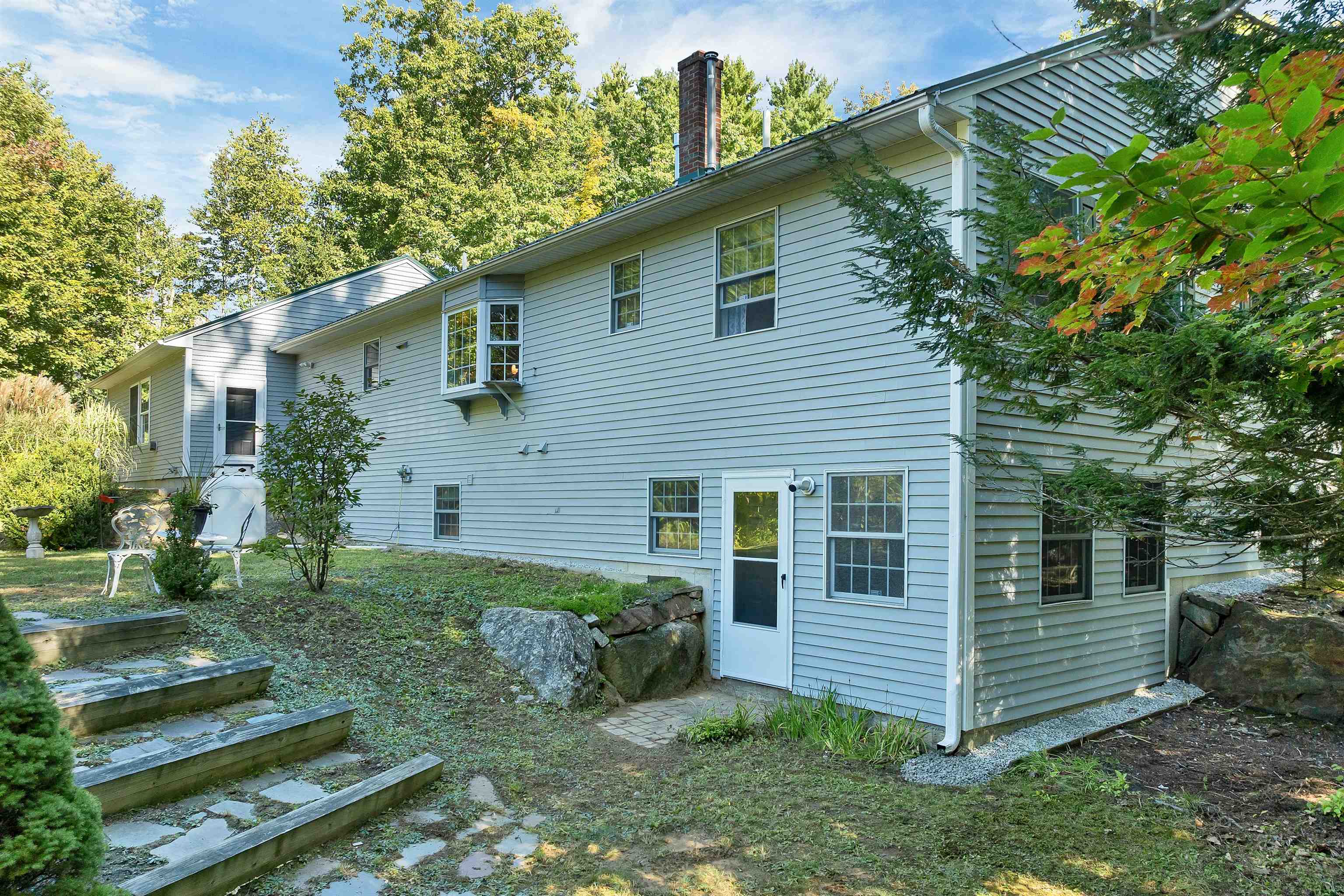 211 Cram Road Property Photo 5