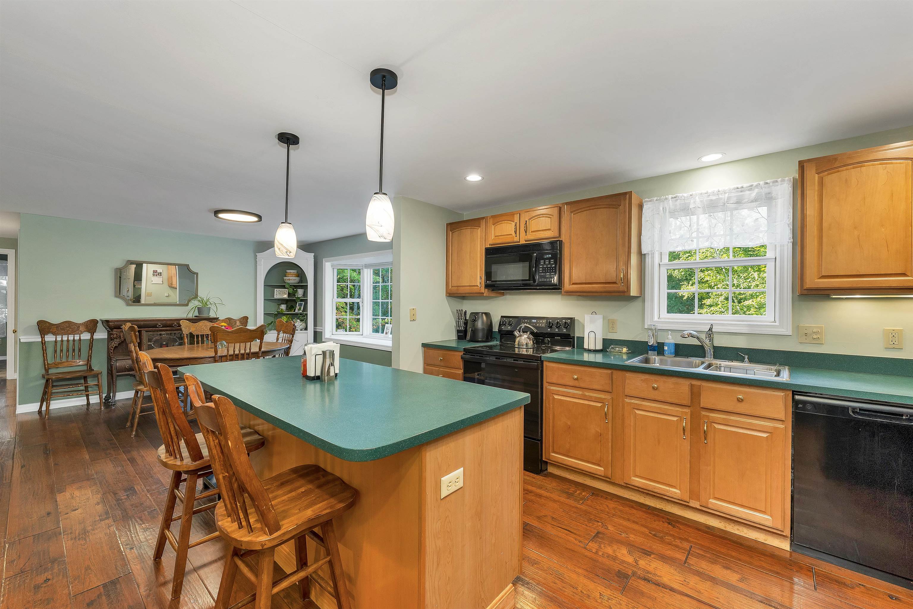 211 Cram Road Property Photo 22