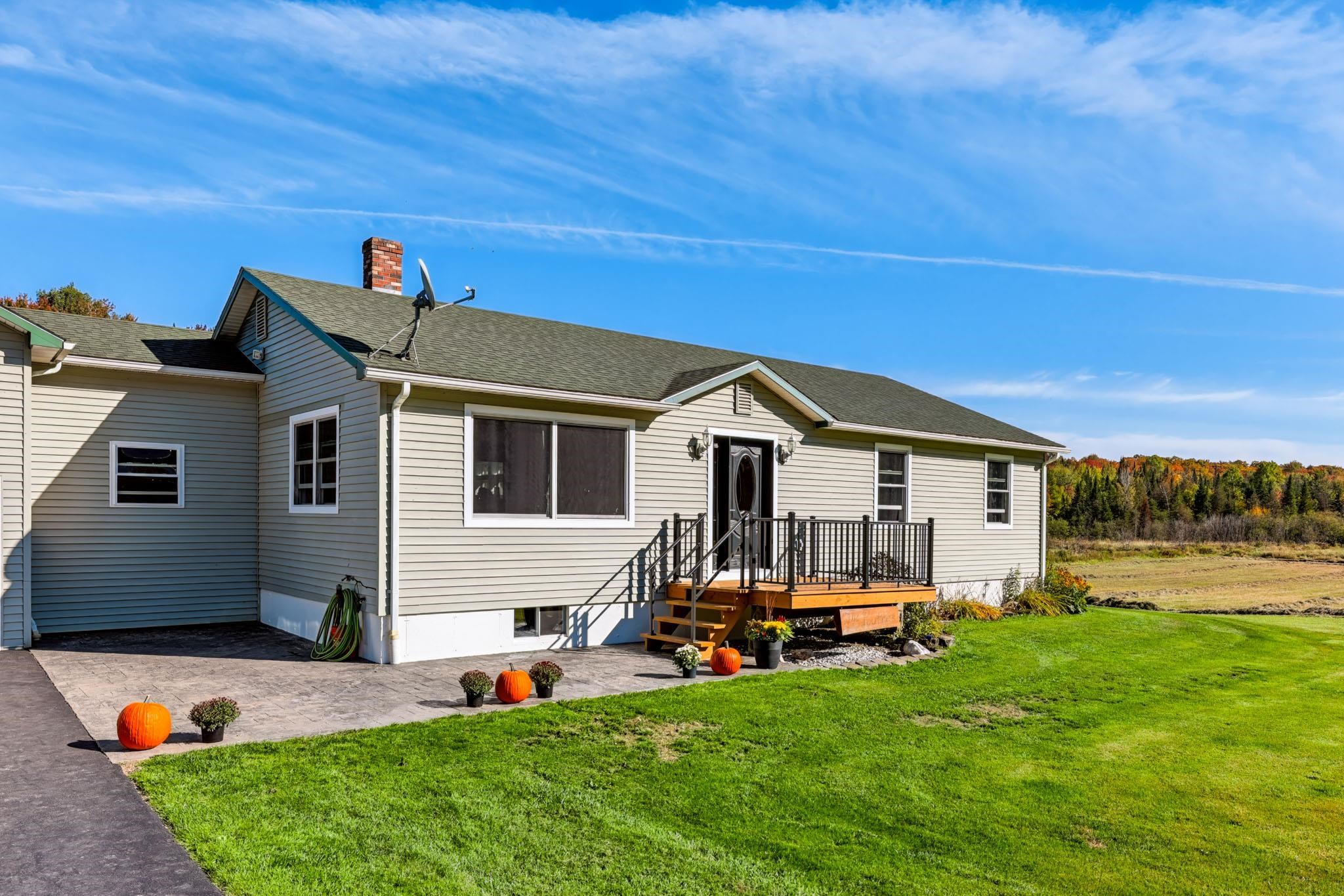 2528 Buzzell Road Property Photo 4