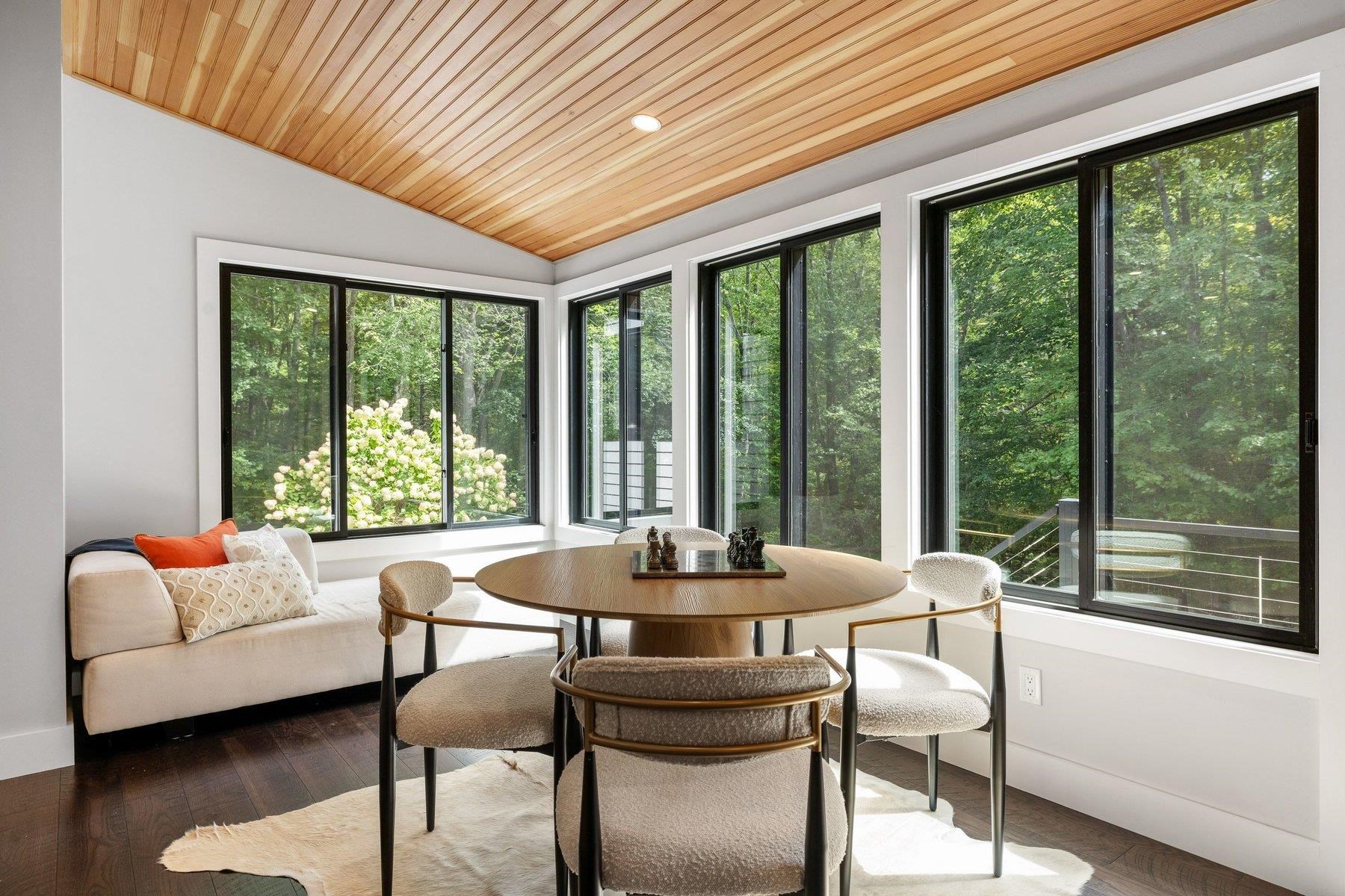 53 Spring Road Property Photo 11