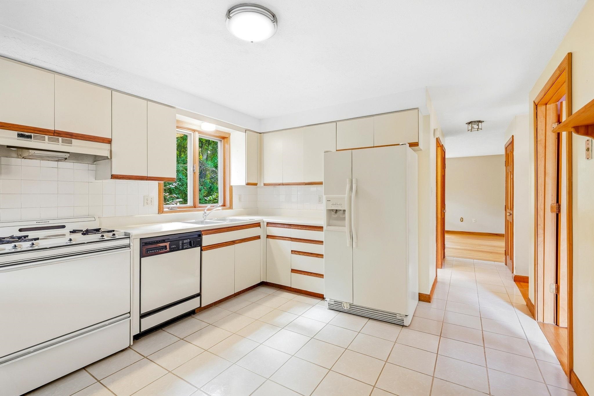 42 Taschereau Boulevard Property Photo 4