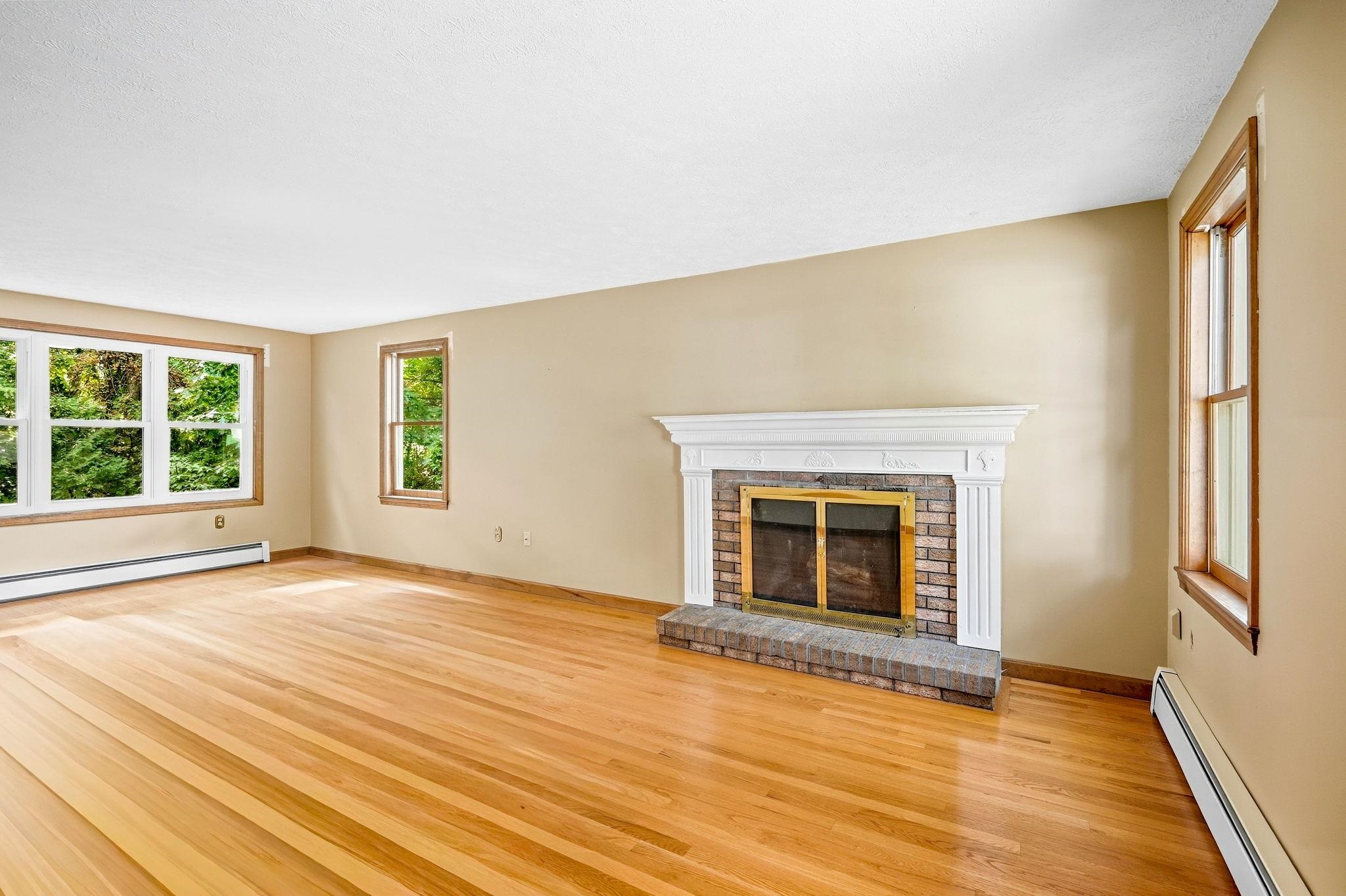 42 Taschereau Boulevard Property Photo 14