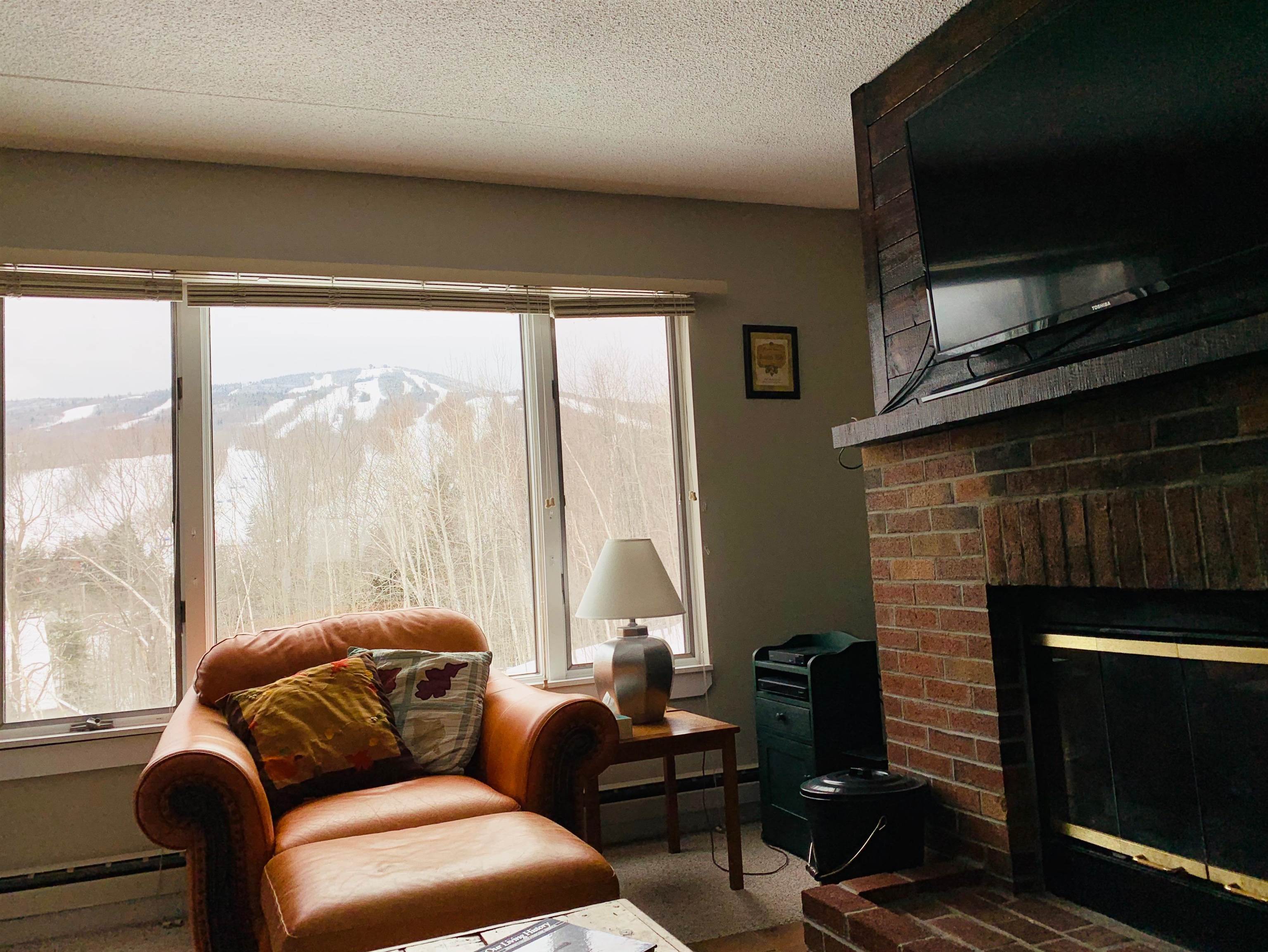 34 Snowtree Lane Property Photo 3