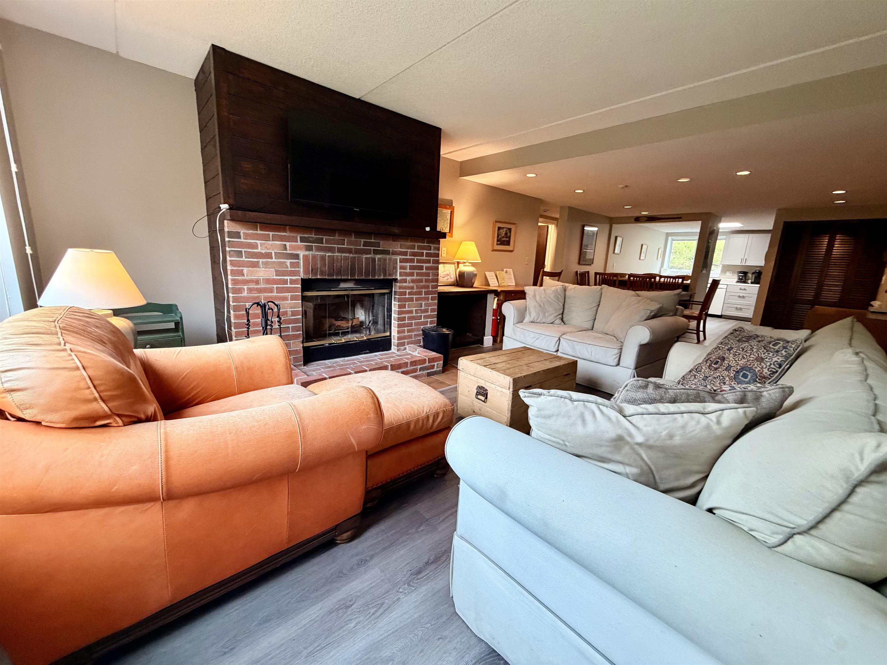 34 Snowtree Lane Property Photo 9