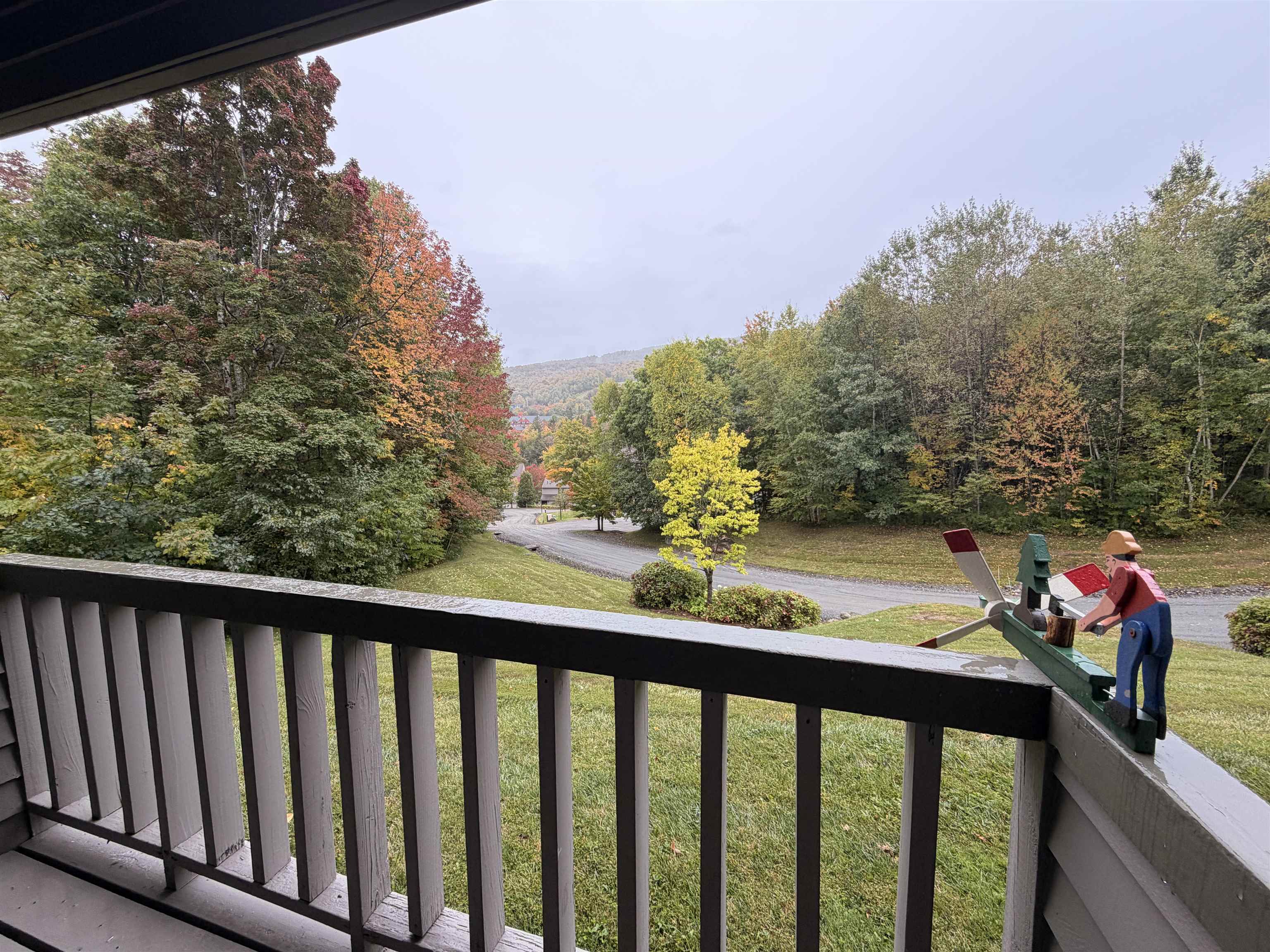 34 Snowtree Lane Property Photo 12