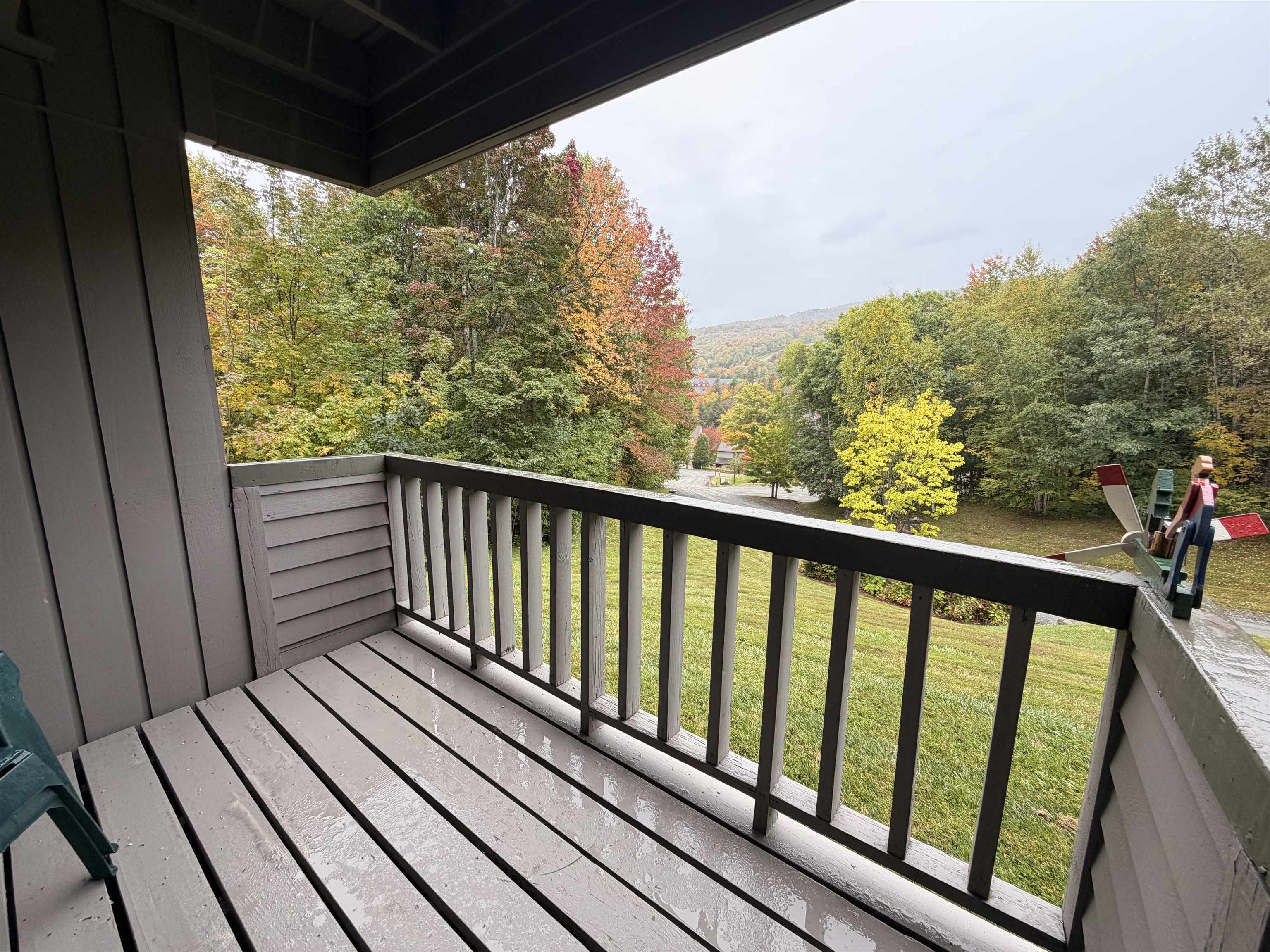 34 Snowtree Lane Property Photo 13