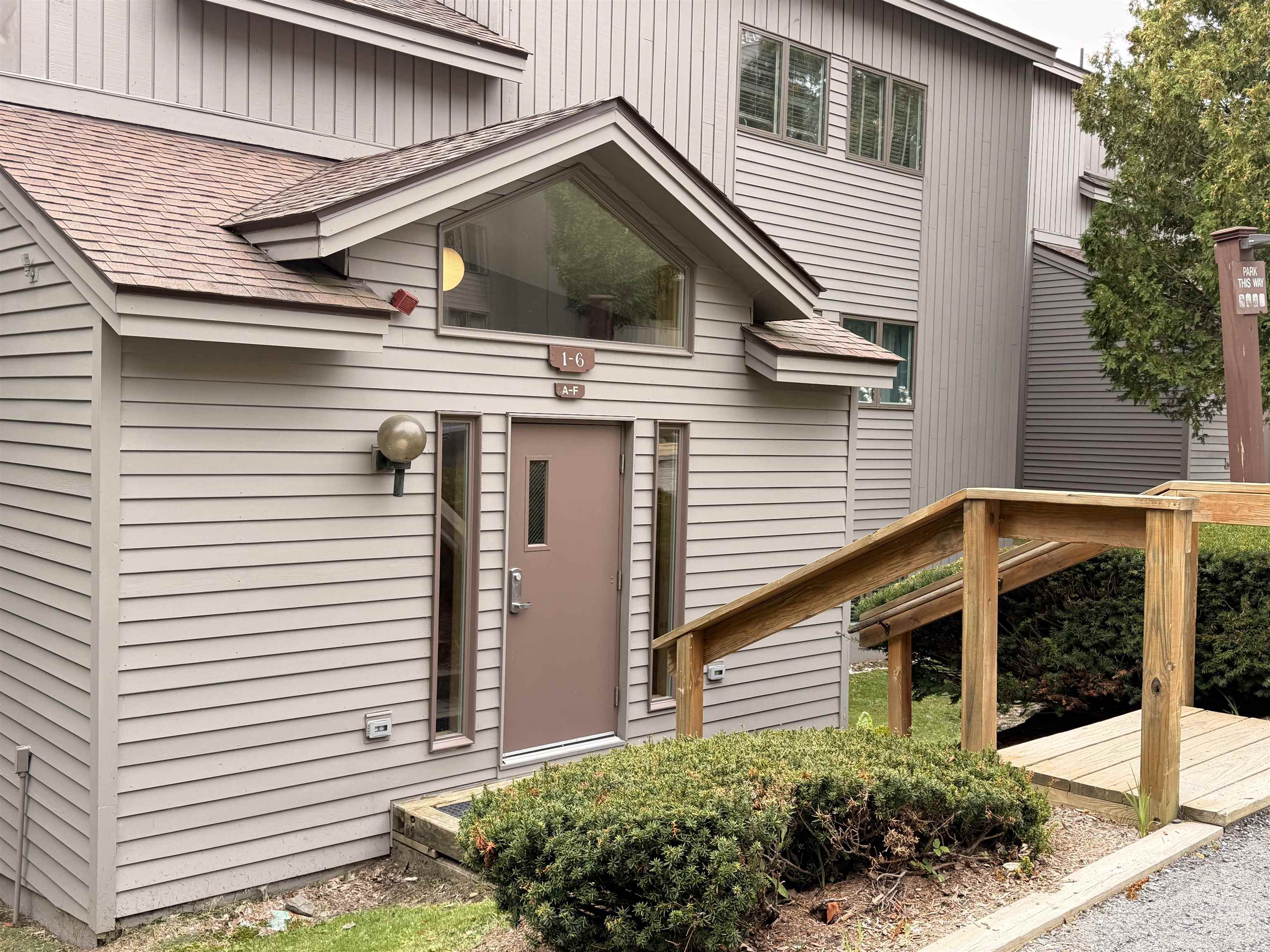 34 Snowtree Lane Property Photo 44