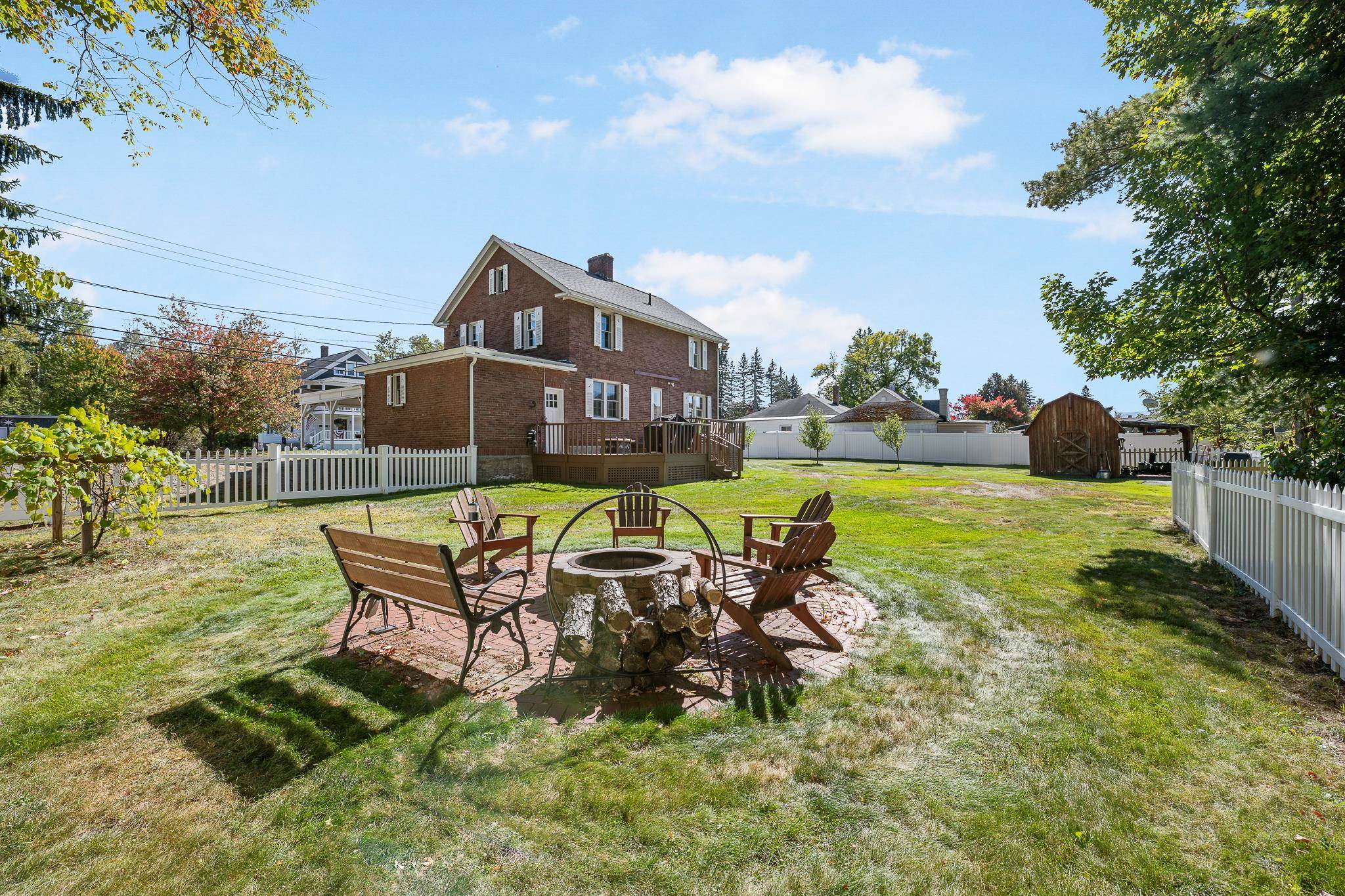 1843 Hutchins Street Property Photo 2