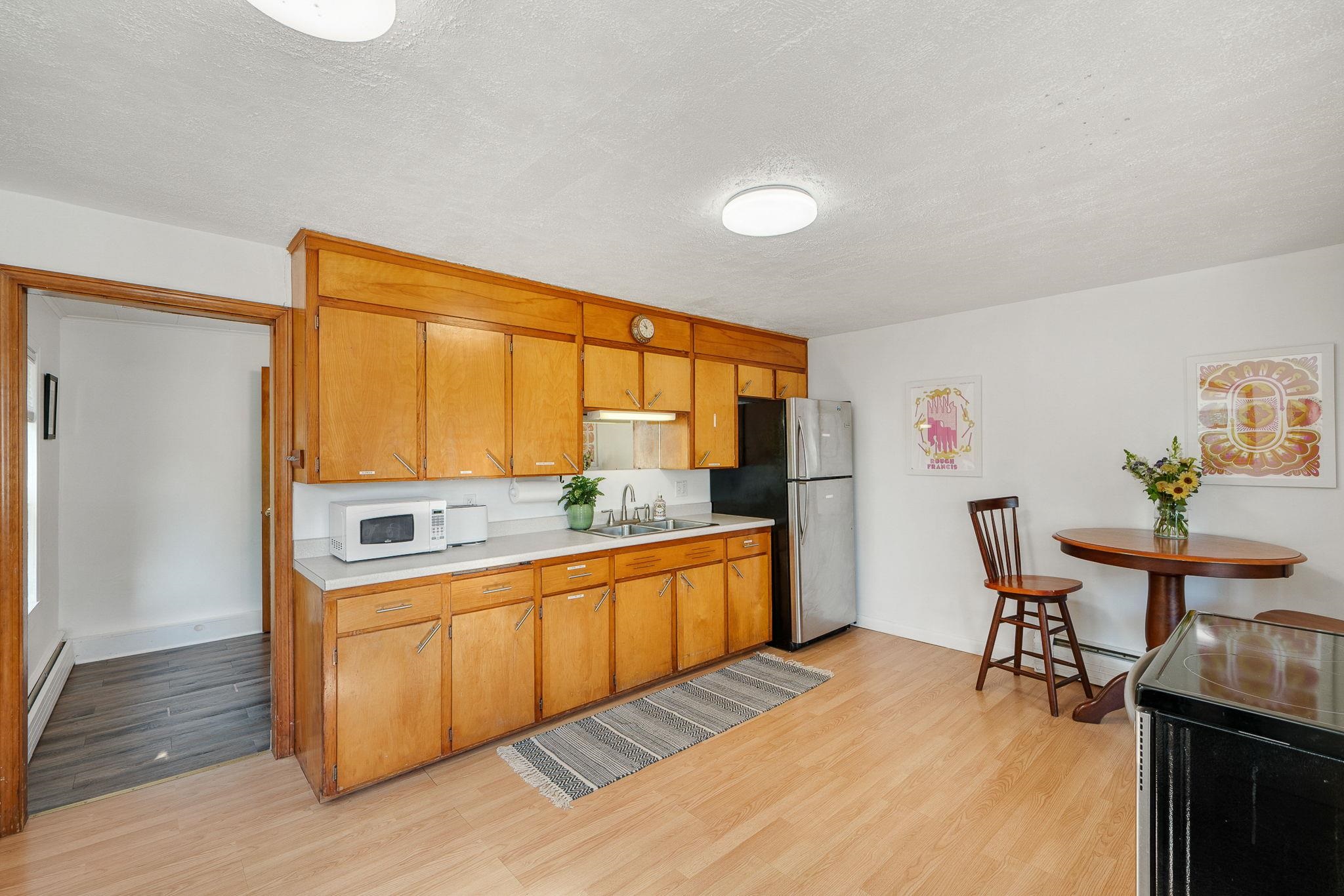 162 Weaver Street Property Photo 7