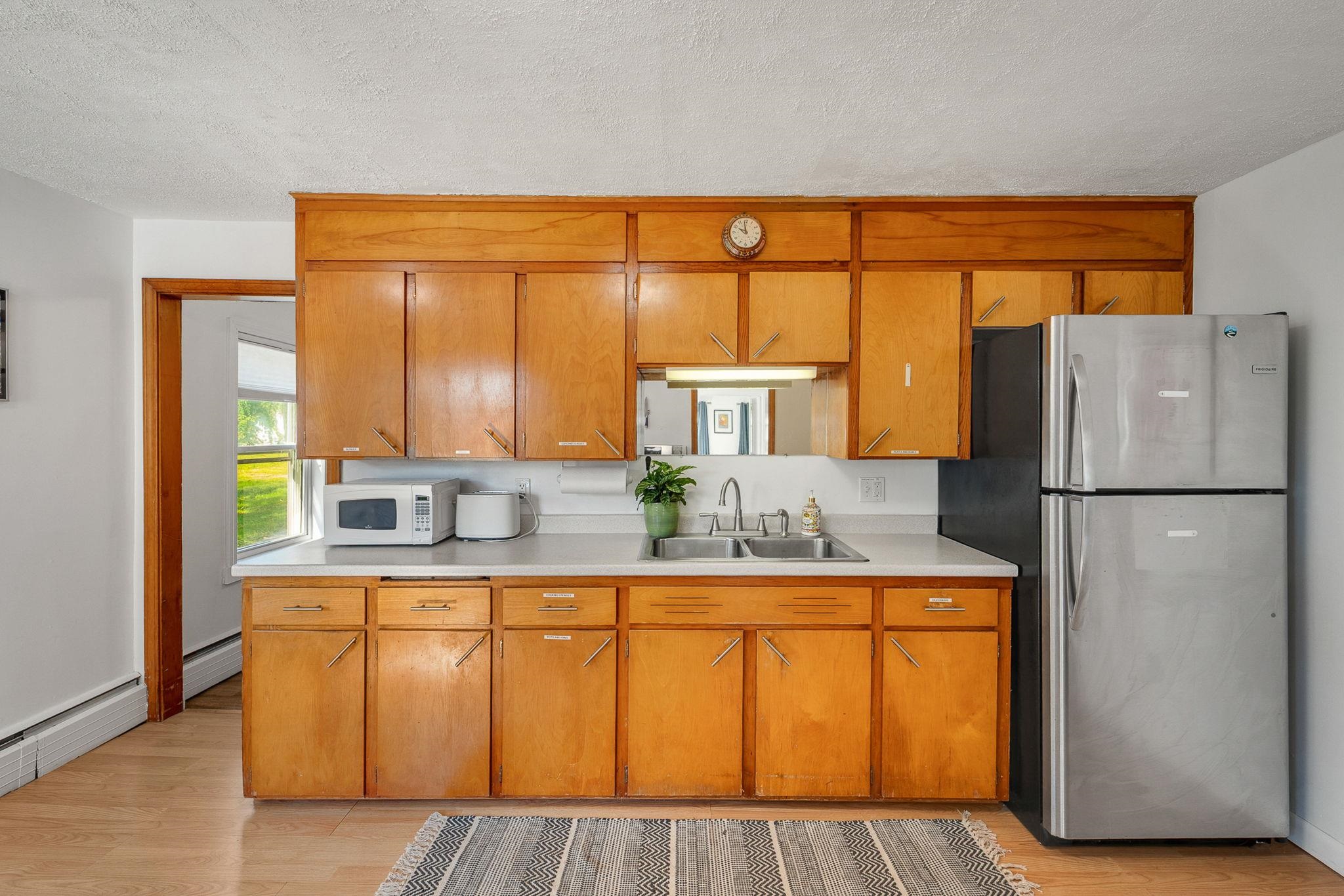 162 Weaver Street Property Photo 8