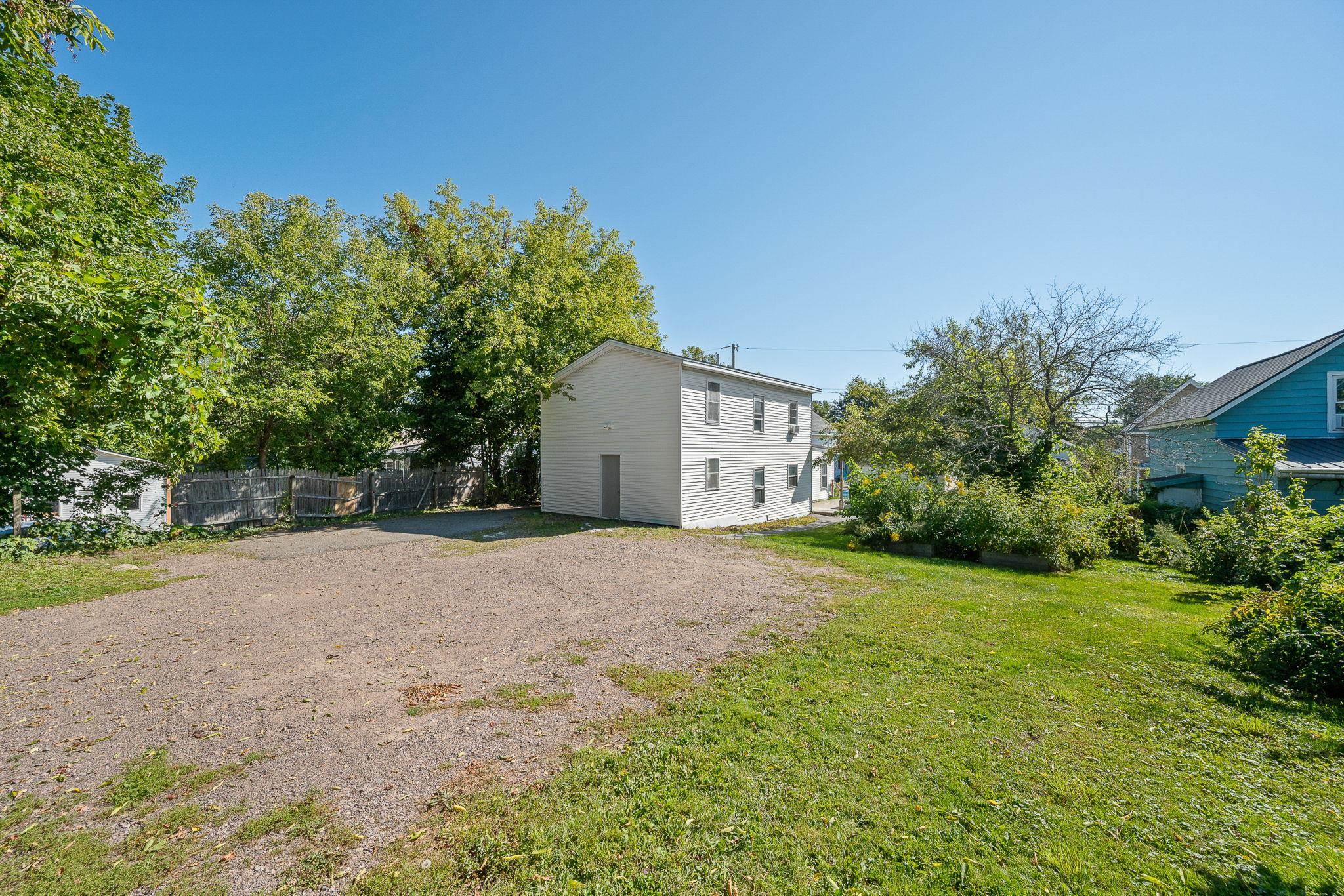 162 Weaver Street Property Photo 33