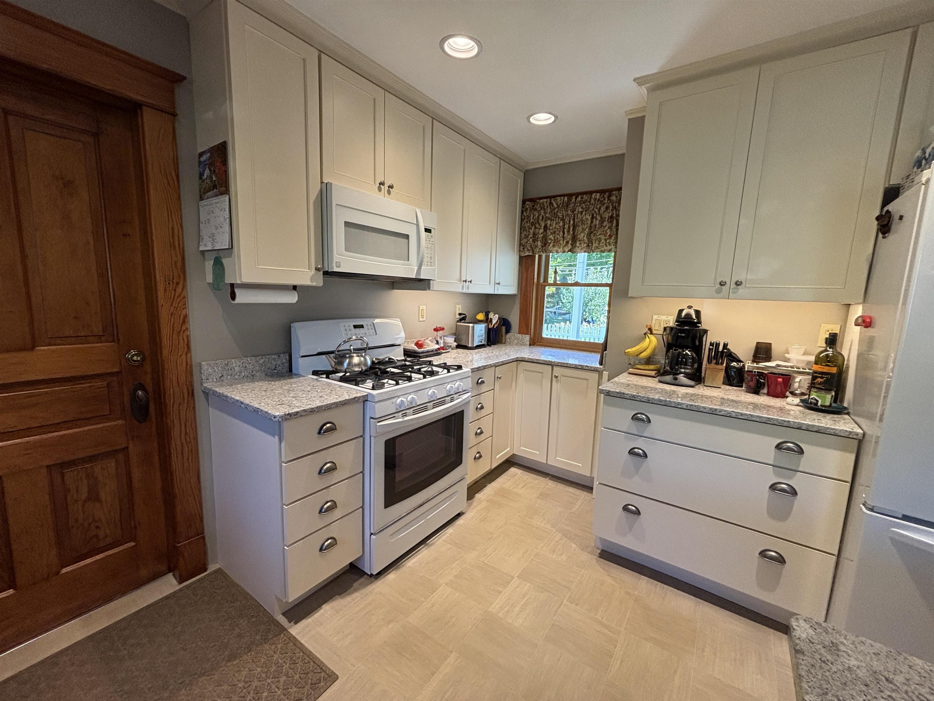 47 Court Street Property Photo 8