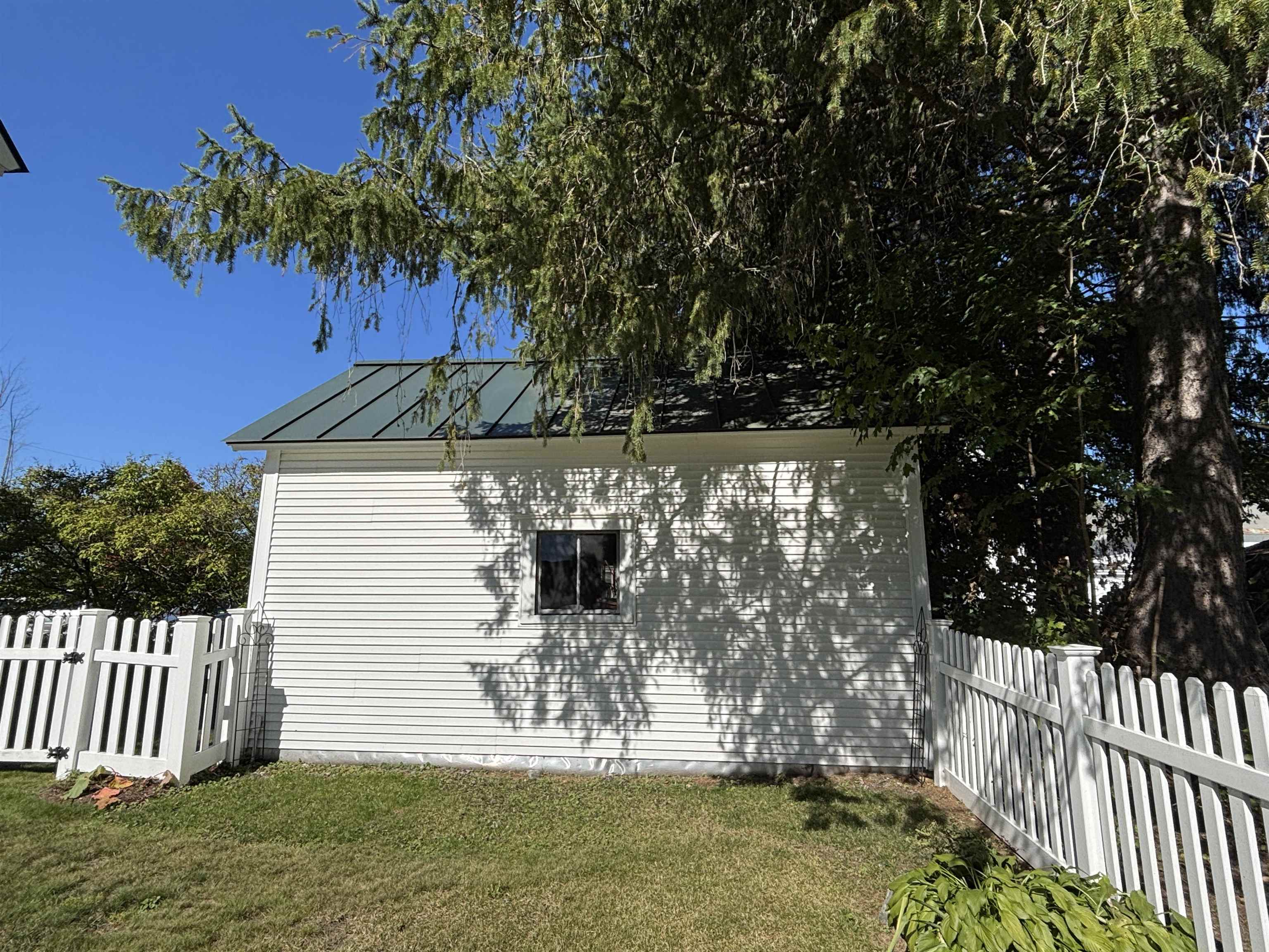 47 Court Street Property Photo 45