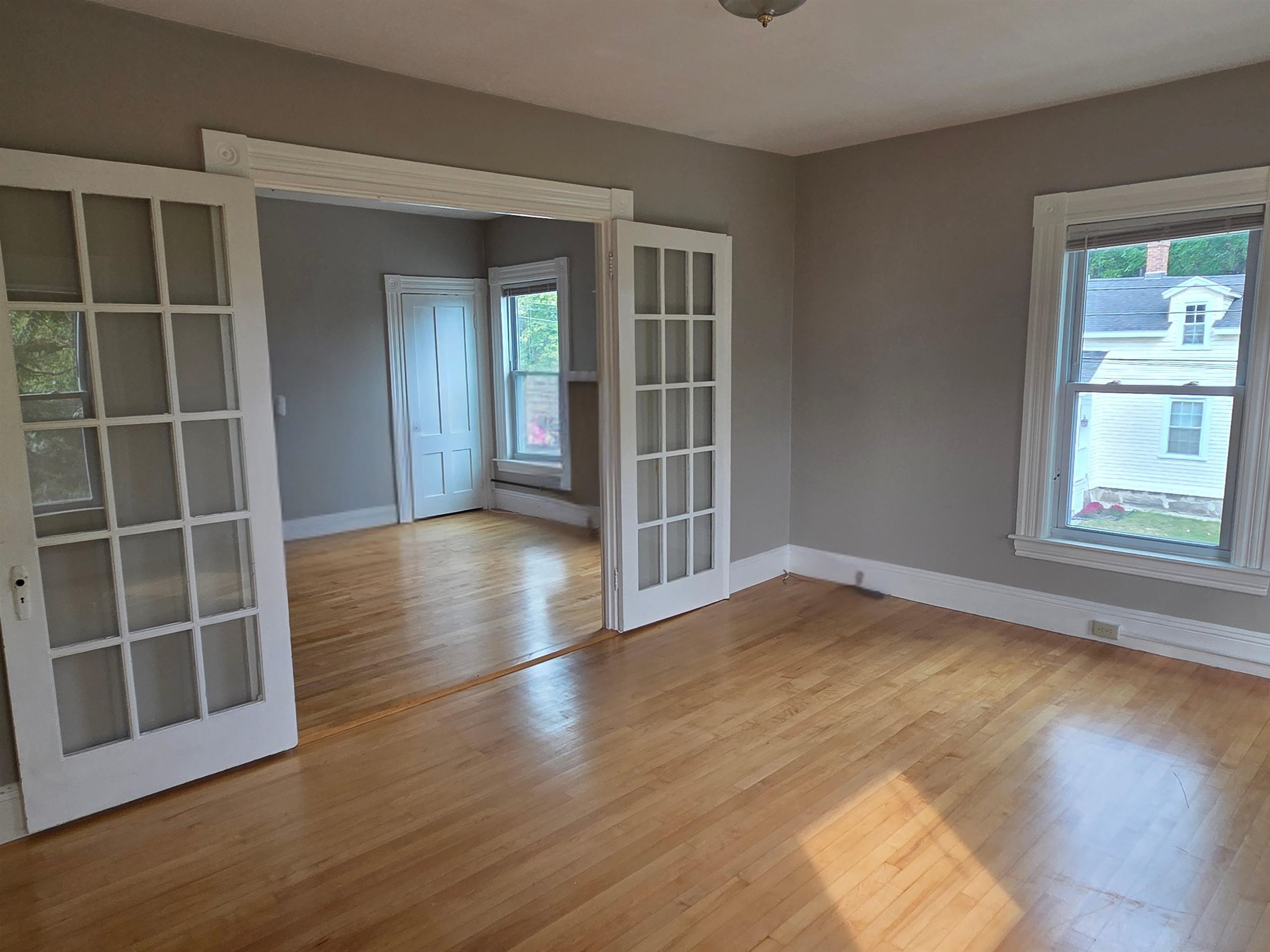 498 Merrimack Street Property Photo 7
