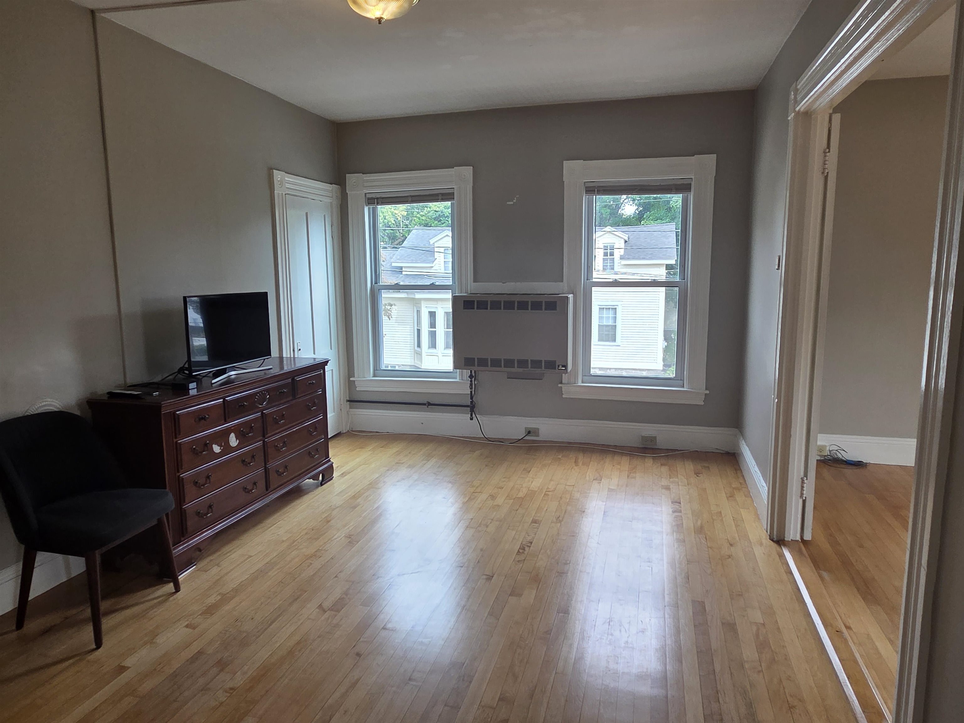 498 Merrimack Street Property Photo 8