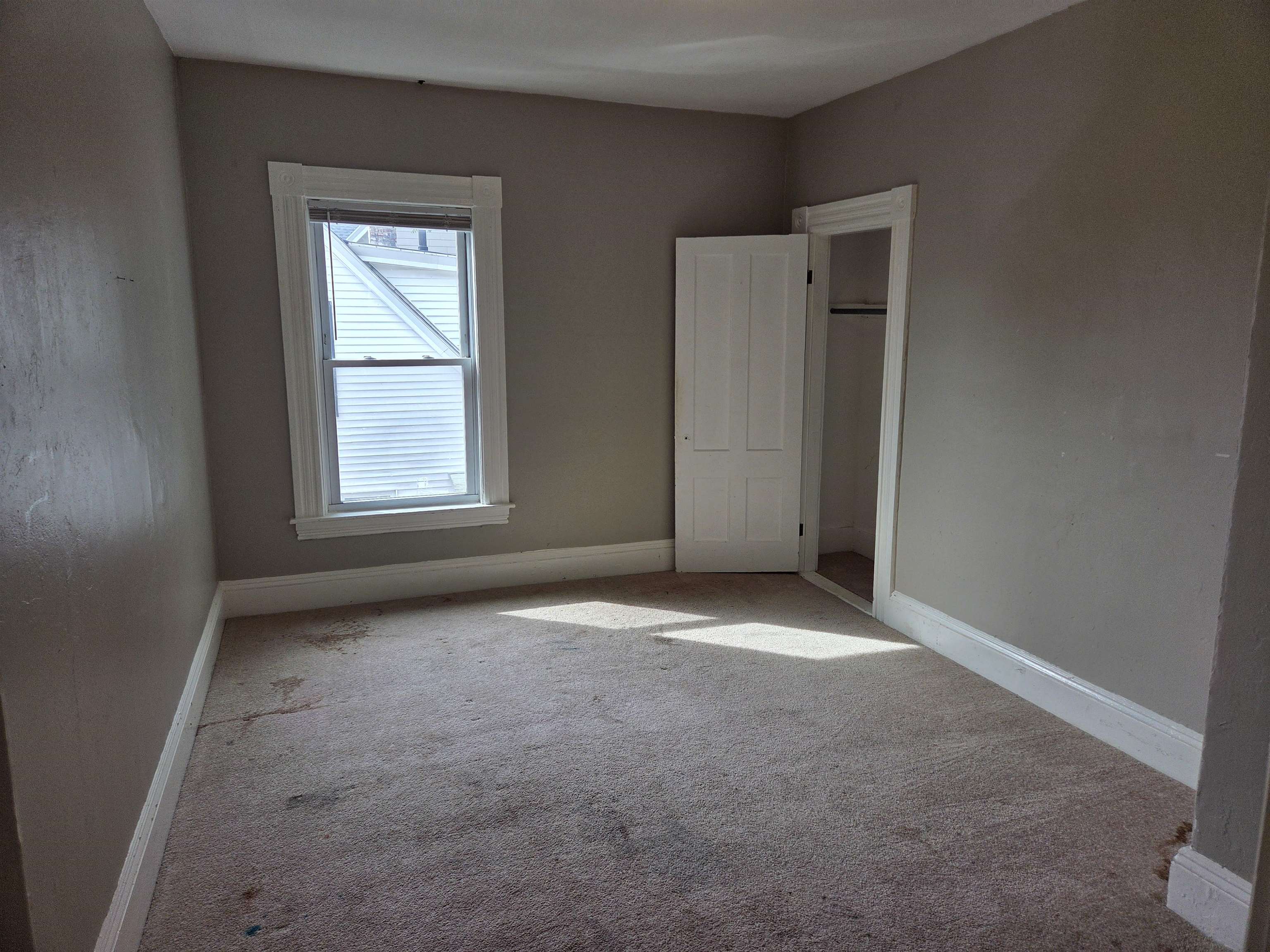 498 Merrimack Street Property Photo 10