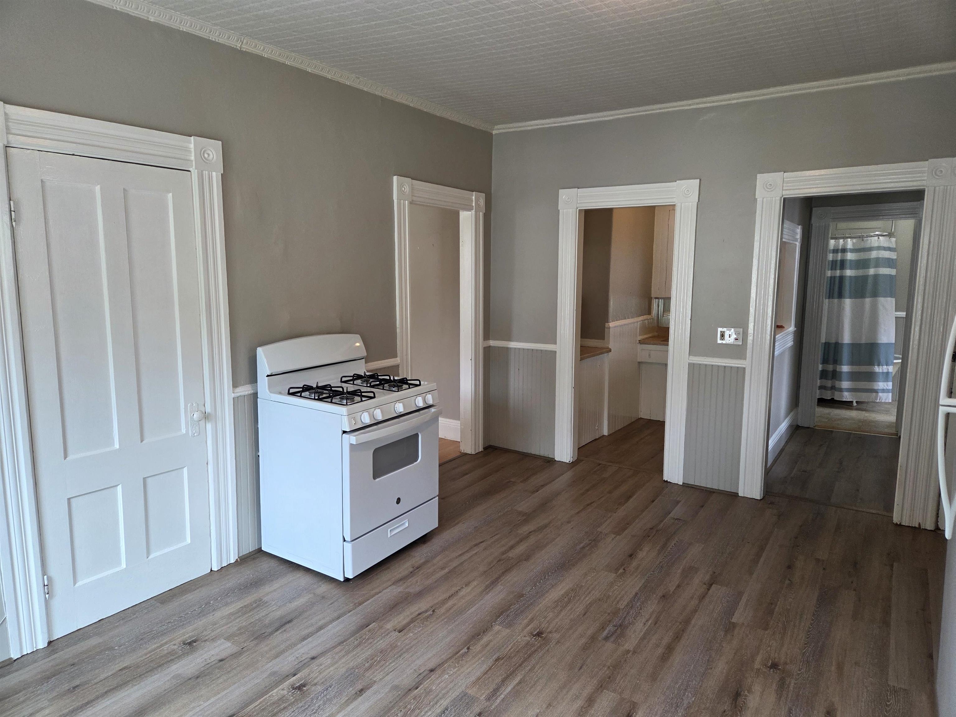 498 Merrimack Street Property Photo 11