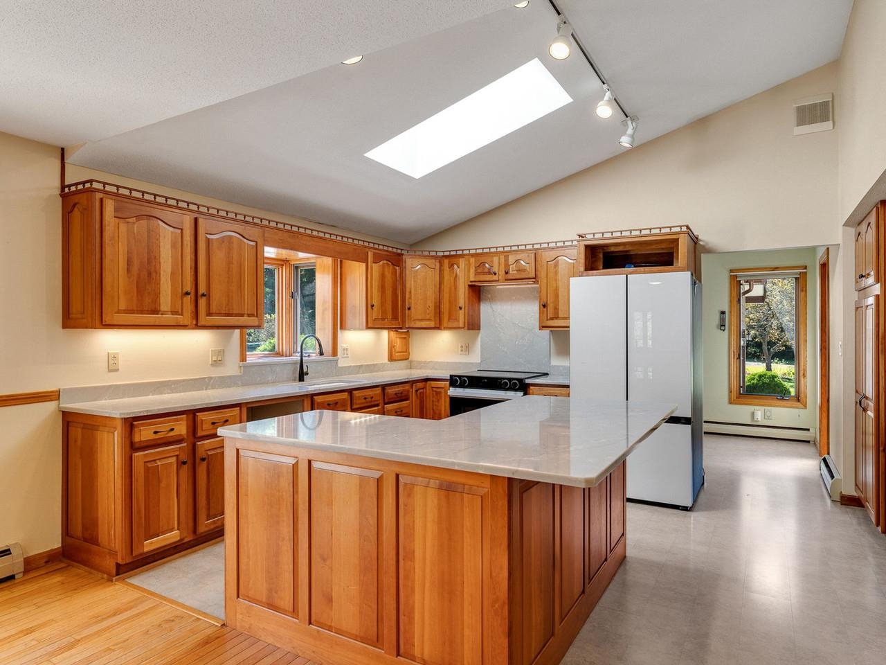 31 Mountain Meadow Property Photo 4