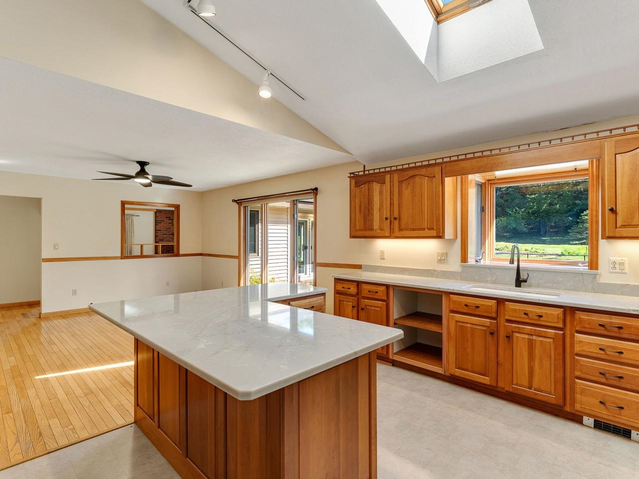 31 Mountain Meadow Property Photo 8