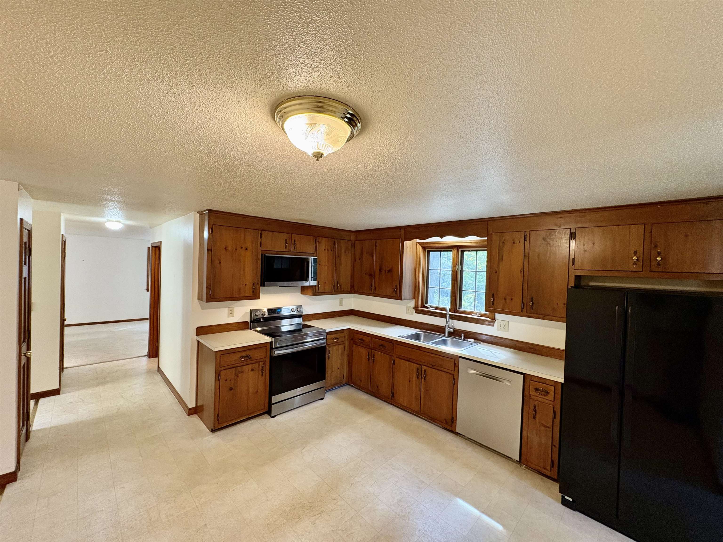 15 Topaz Drive Property Photo 12