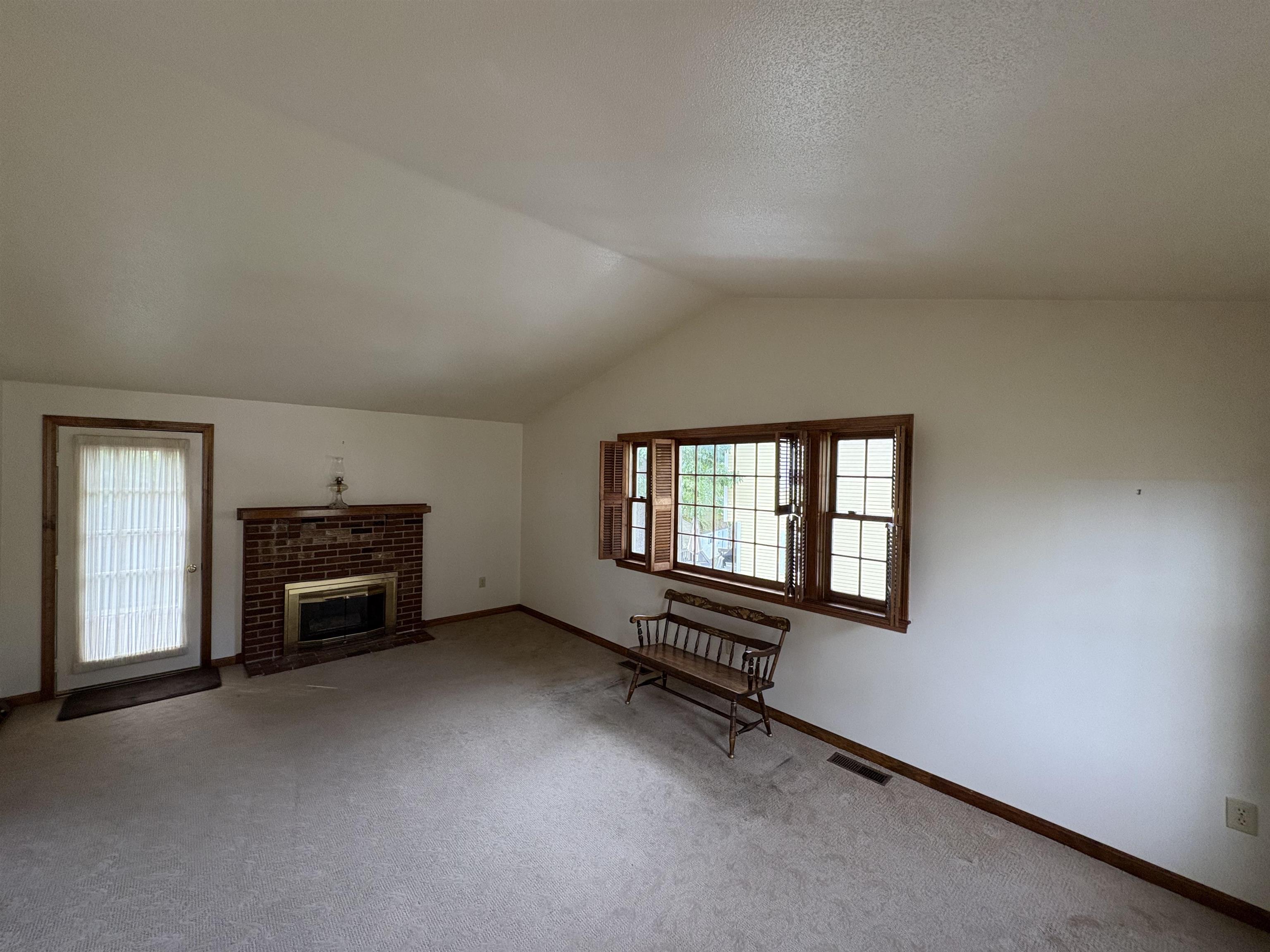15 Topaz Drive Property Photo 16