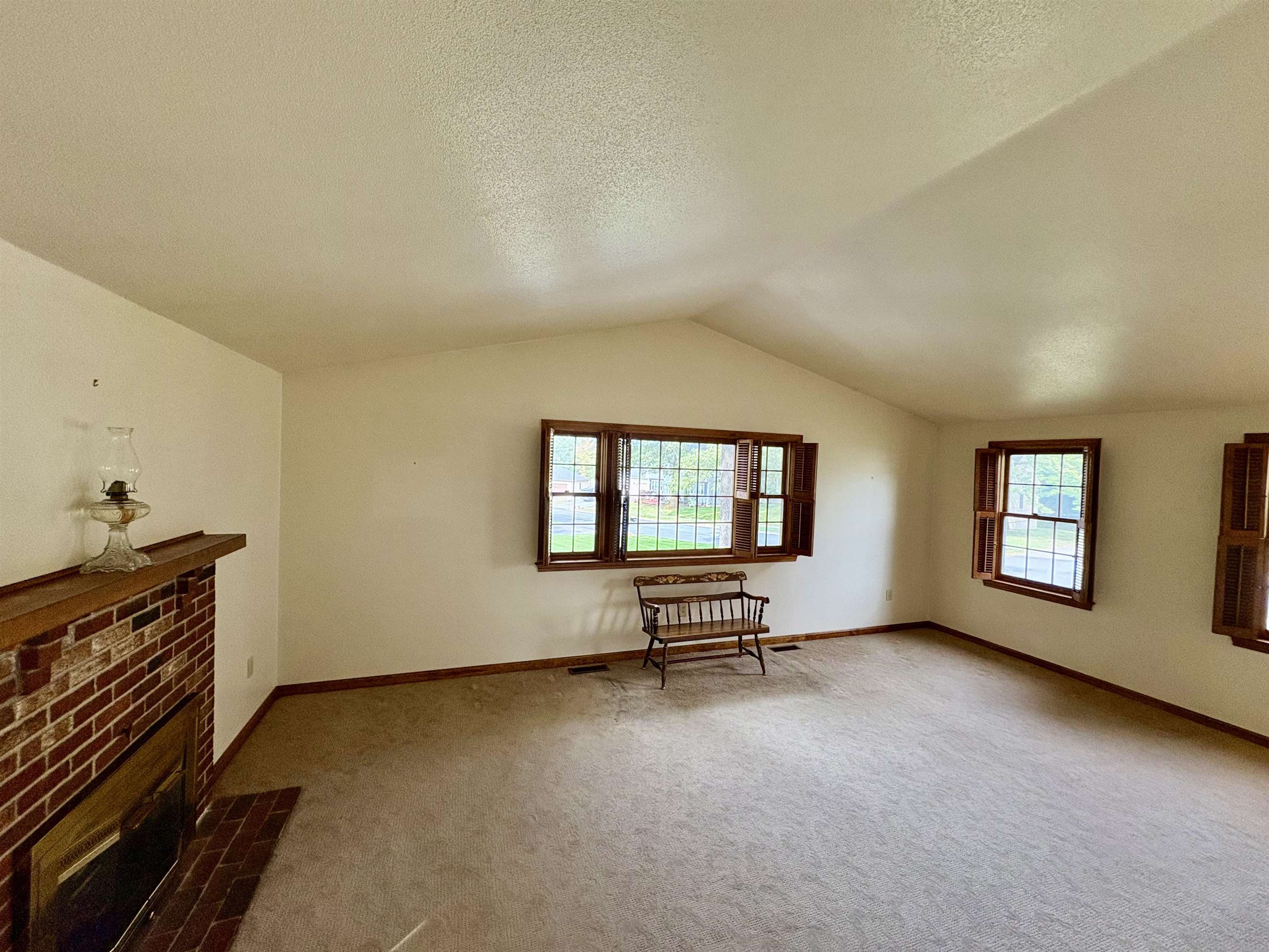 15 Topaz Drive Property Photo 17