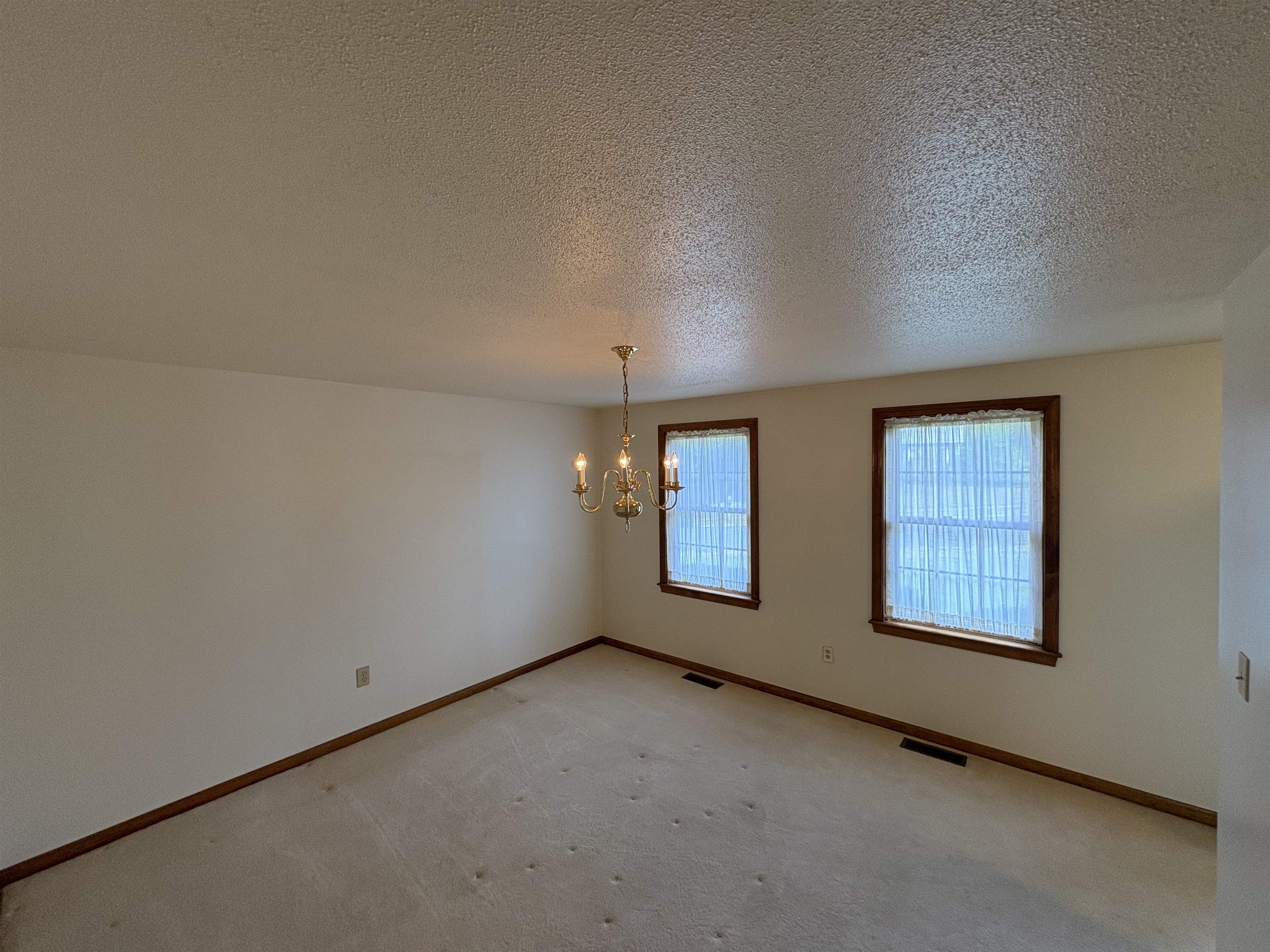 15 Topaz Drive Property Photo 22
