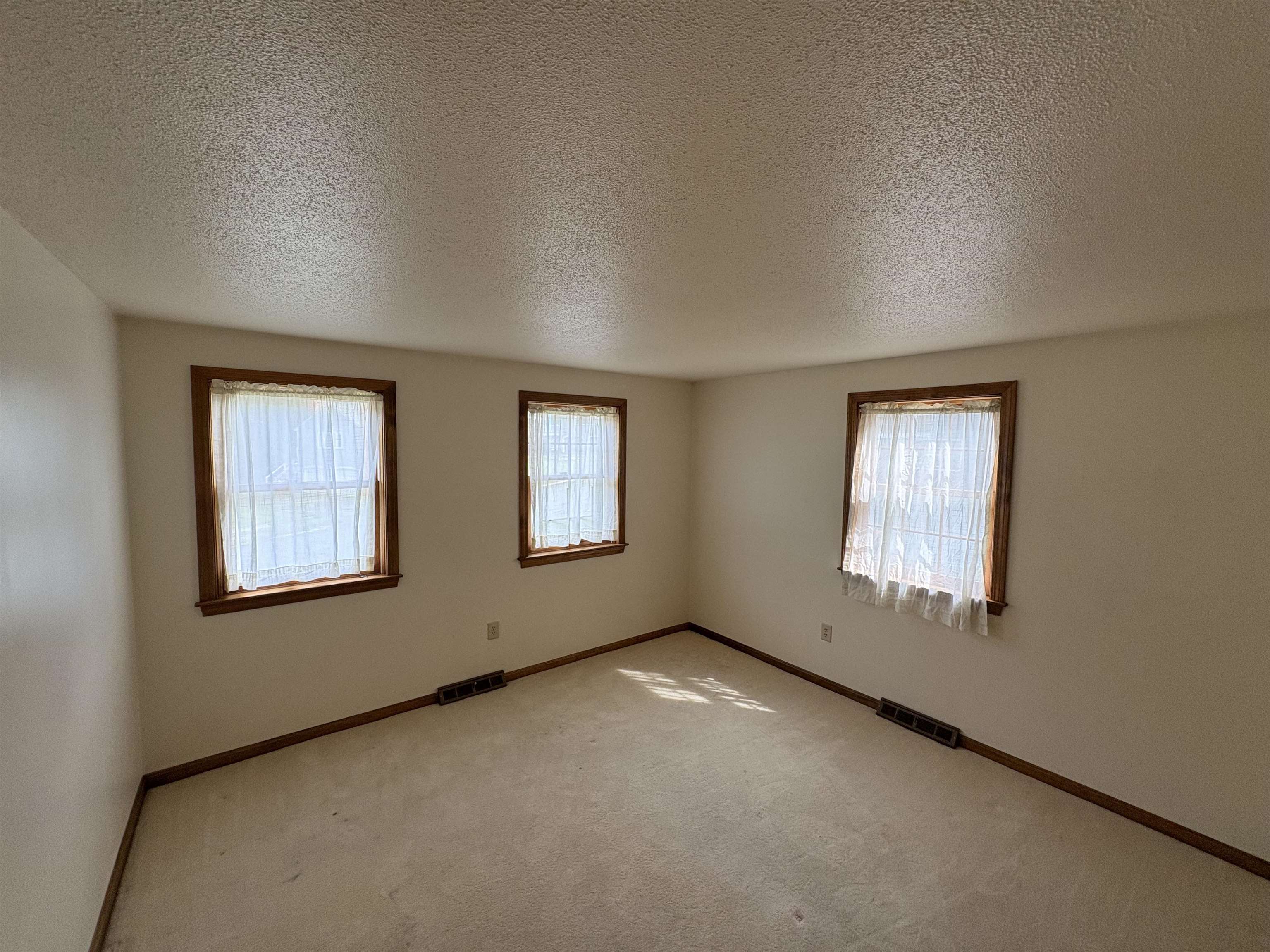 15 Topaz Drive Property Photo 29