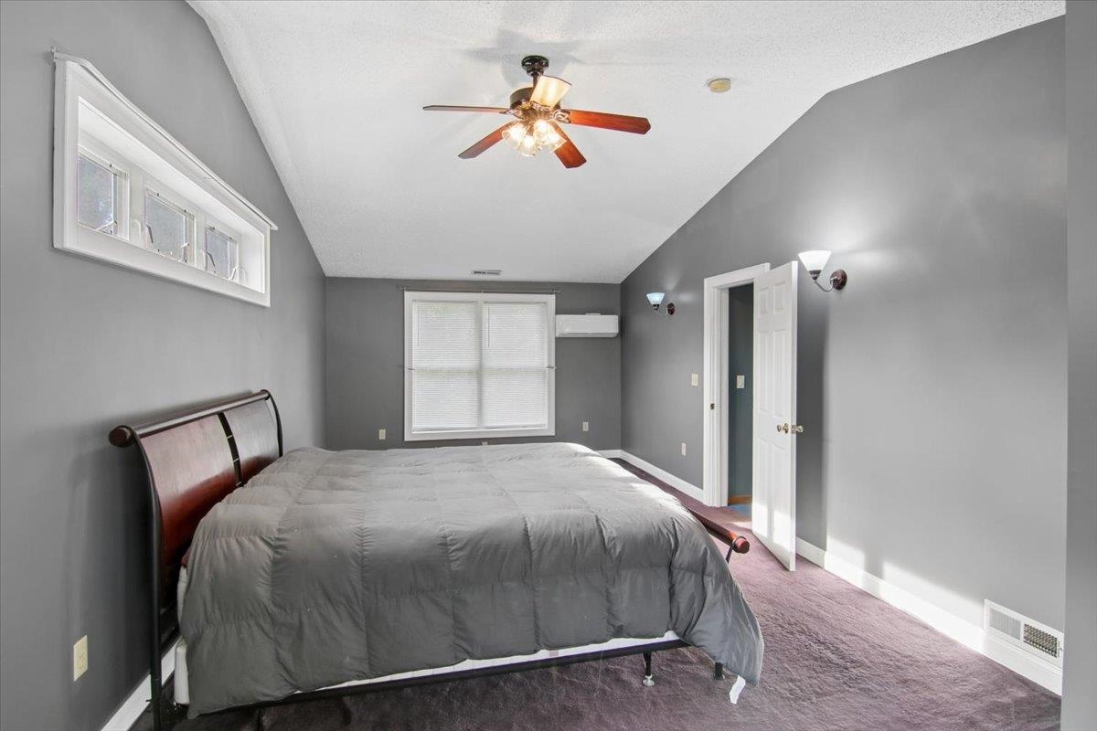 5 Merrimack Street Property Photo 17