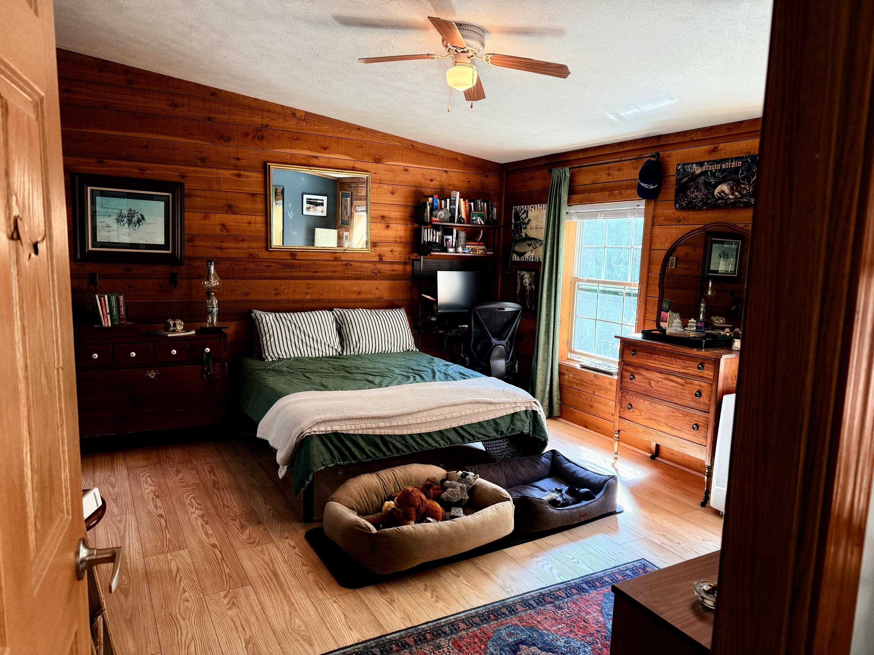 1715 Dearing Road Property Photo 13