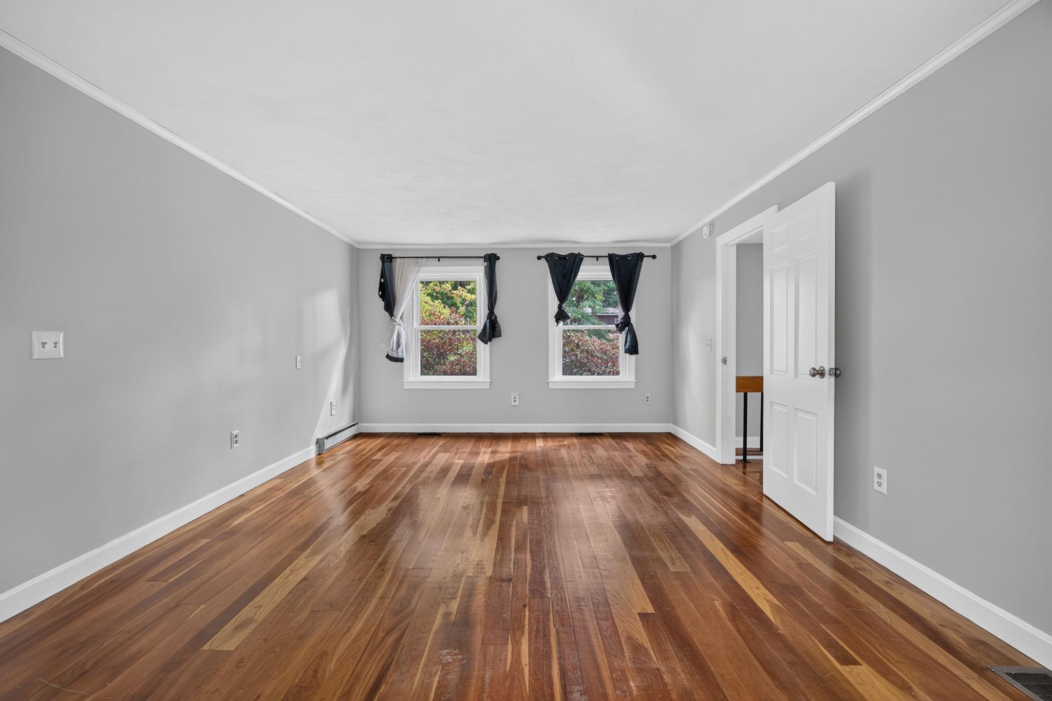 27 W Adelaide Avenue Property Photo 24