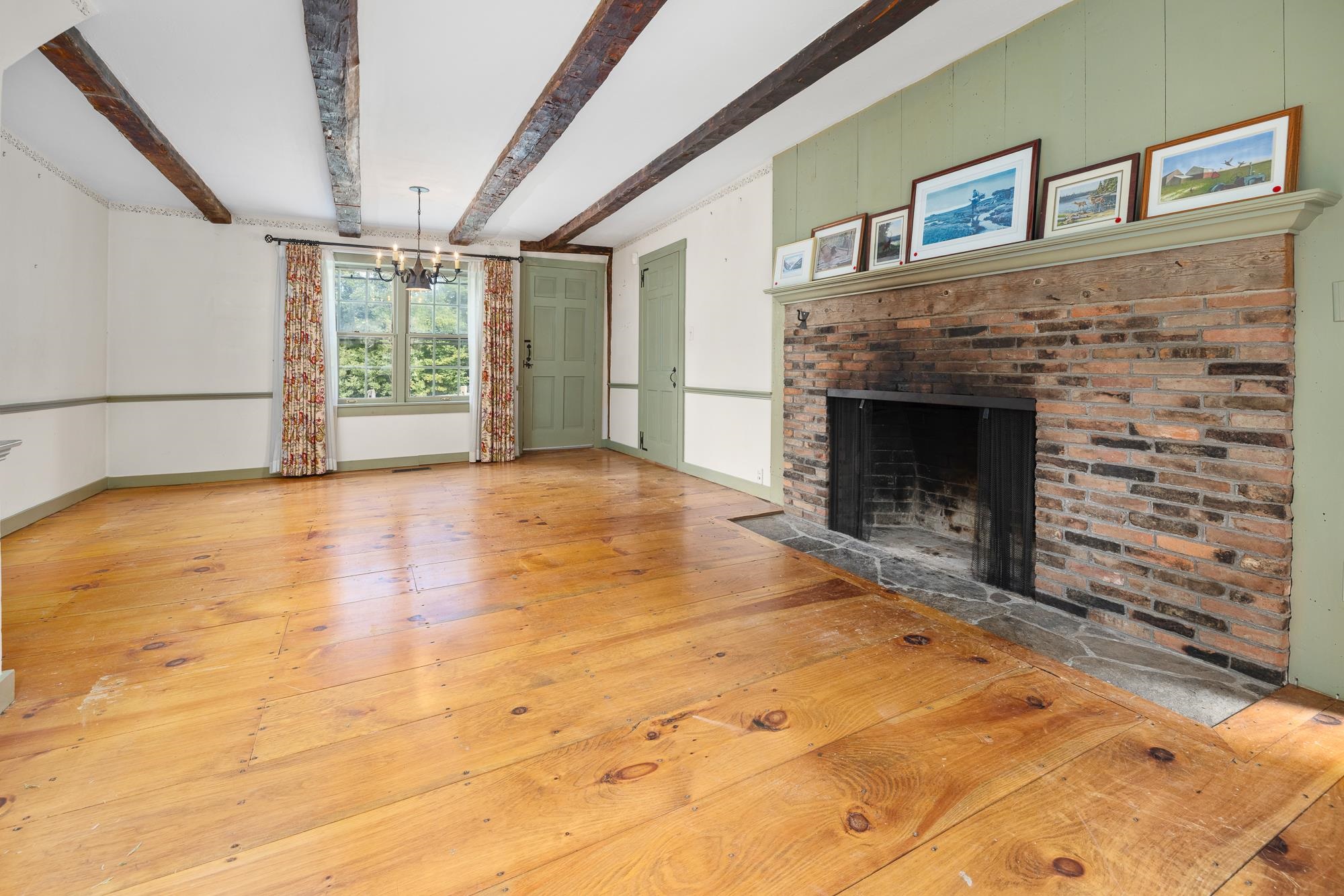 1419 Cloudland Road Property Photo 8