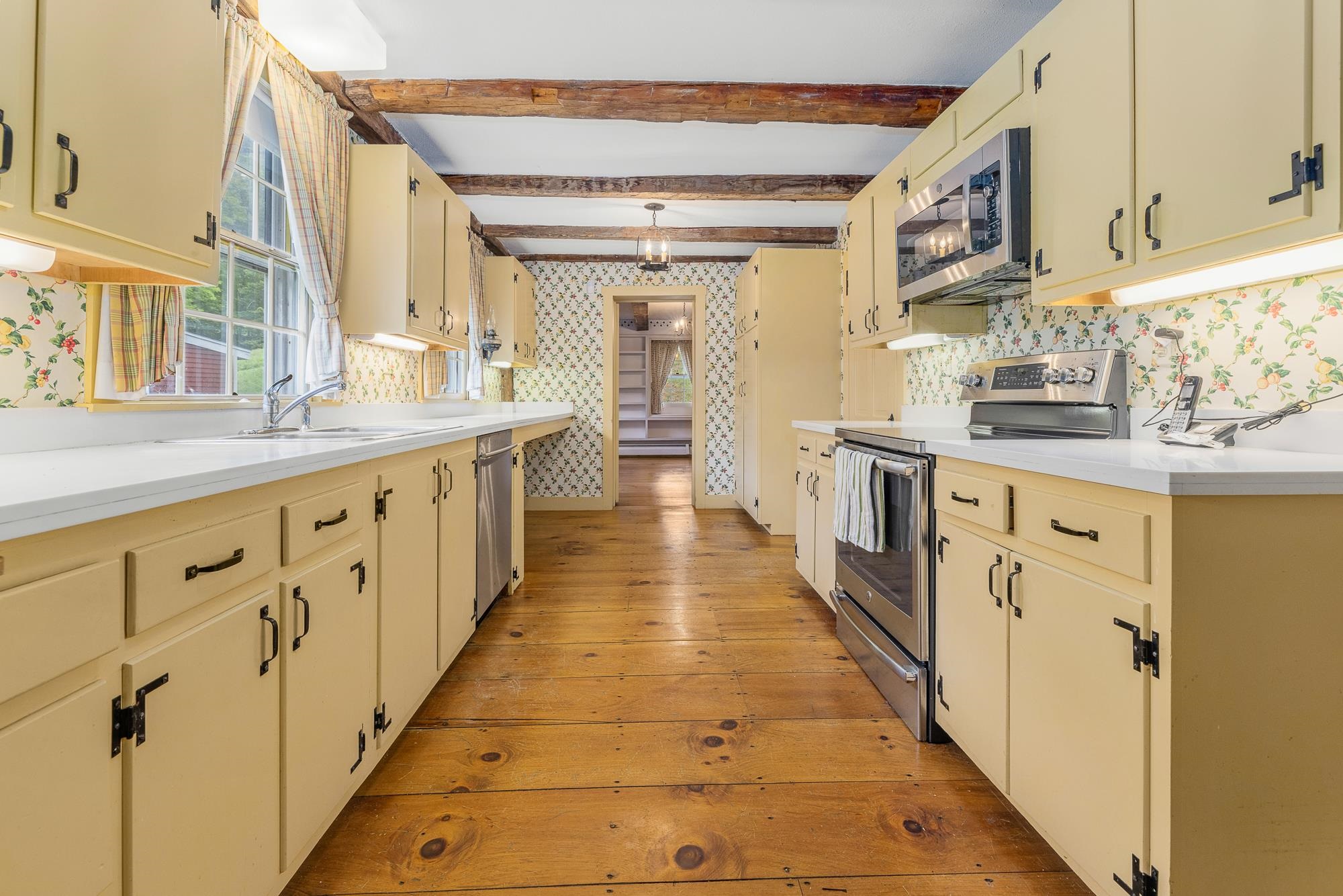 1419 Cloudland Road Property Photo 12