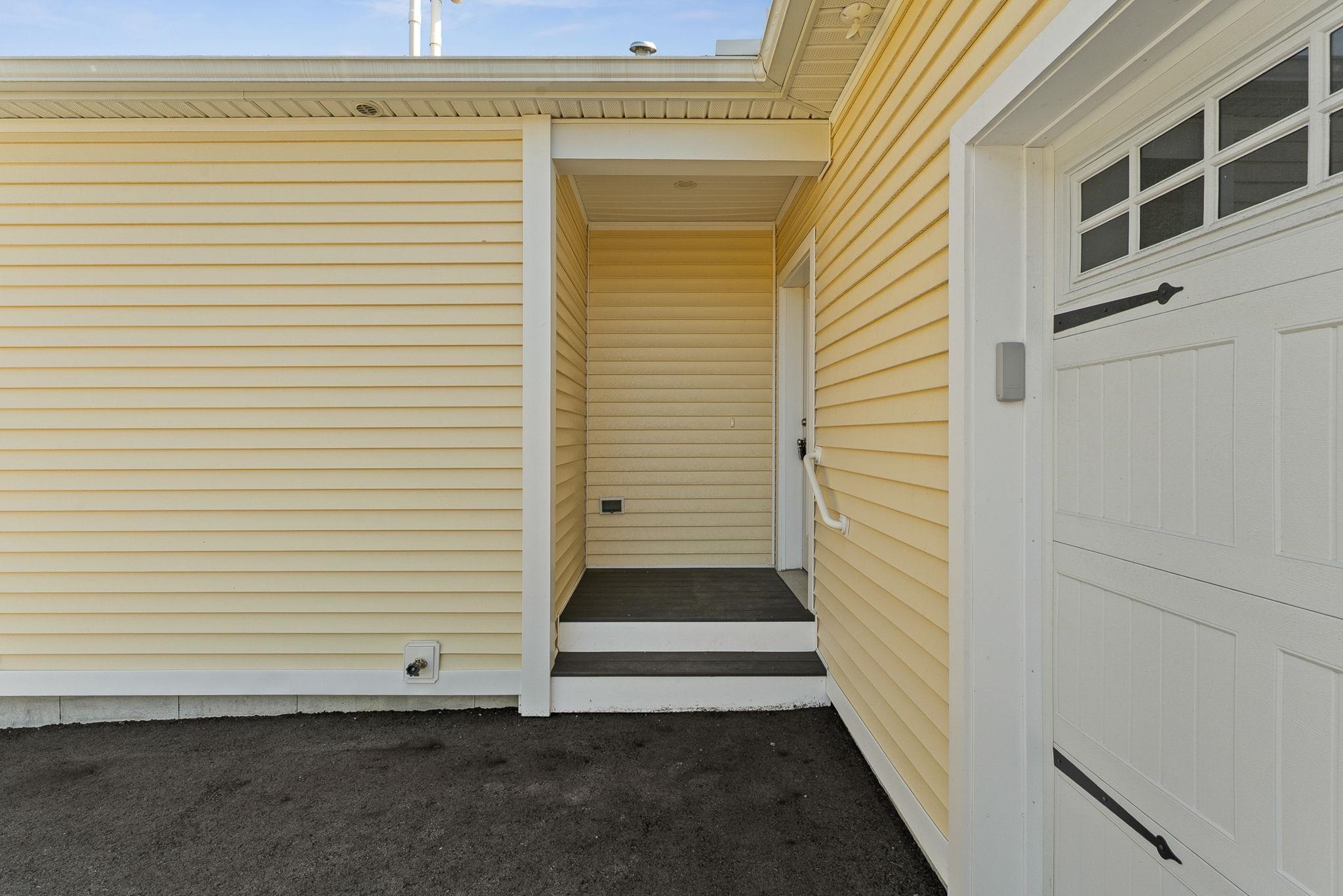 73 Ivan Drive Property Photo 4