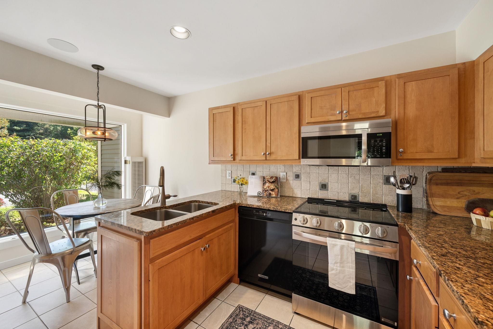 327 Topnotch Drive Property Photo 14