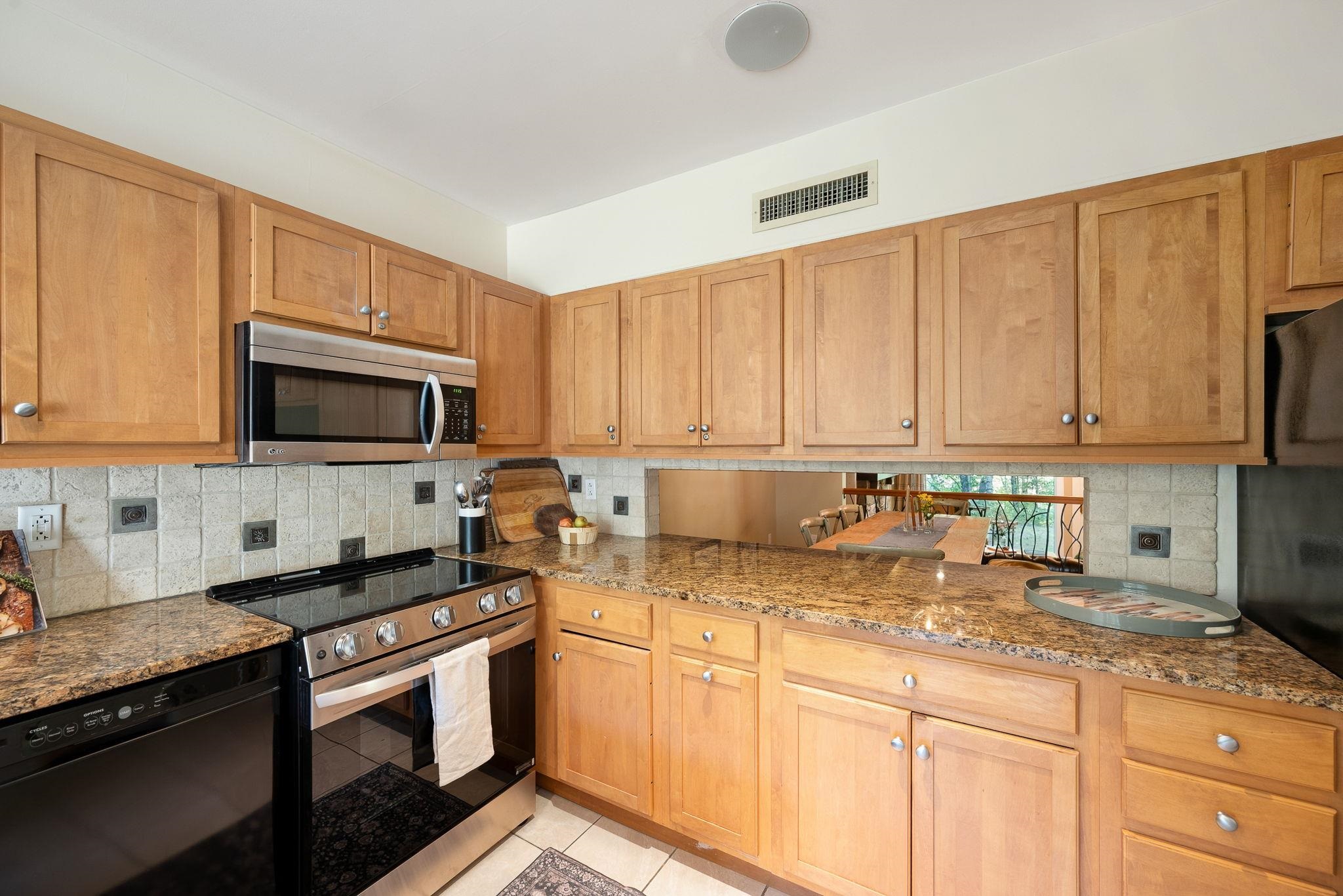 327 Topnotch Drive Property Photo 15