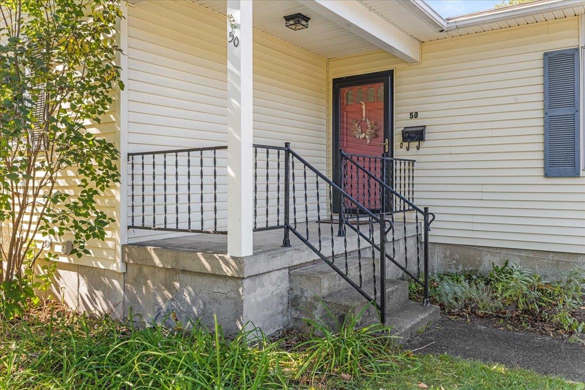 50 Lakewood Parkway Property Photo 2