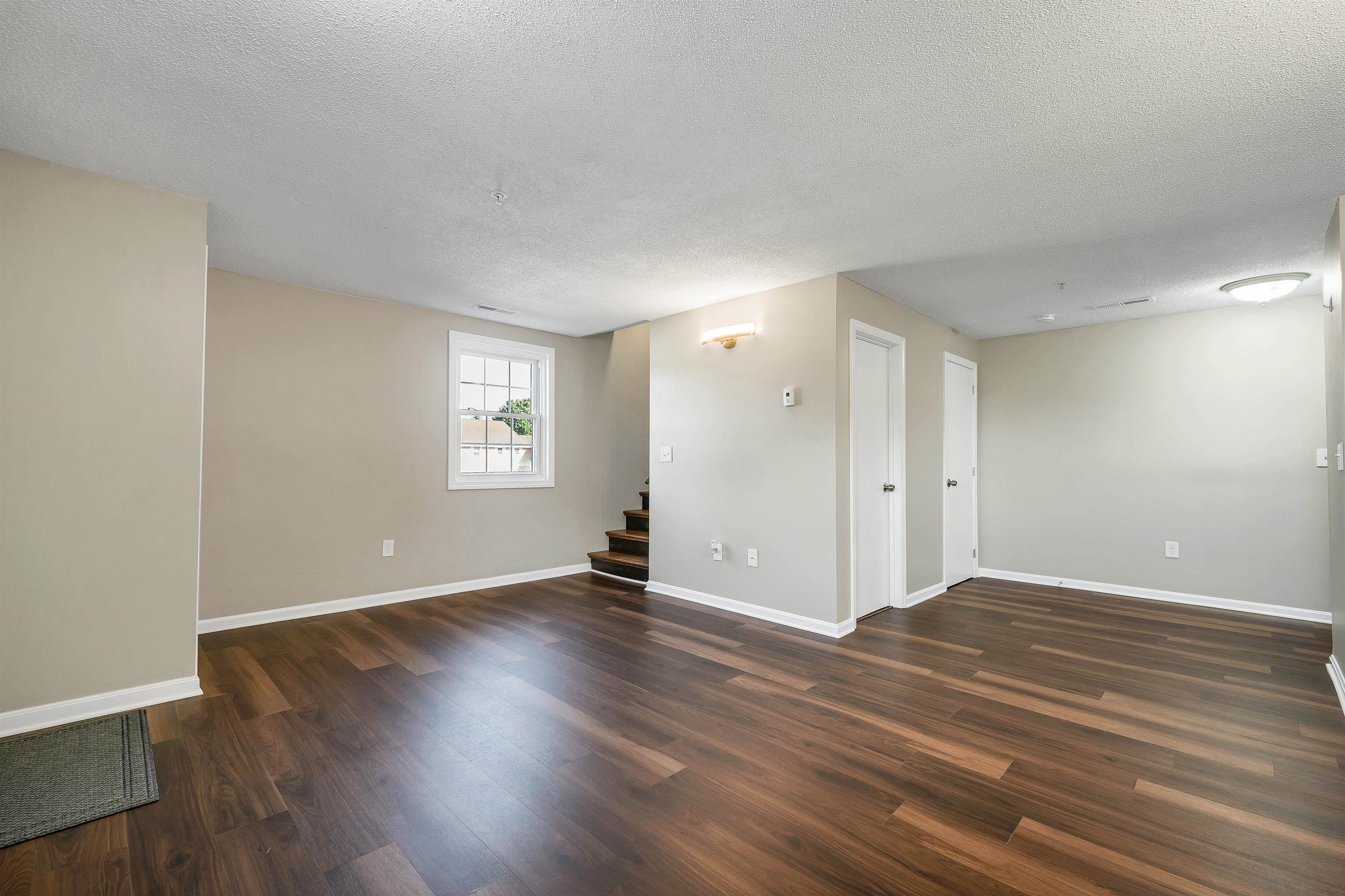 316 Elmwood Drive Property Photo 7