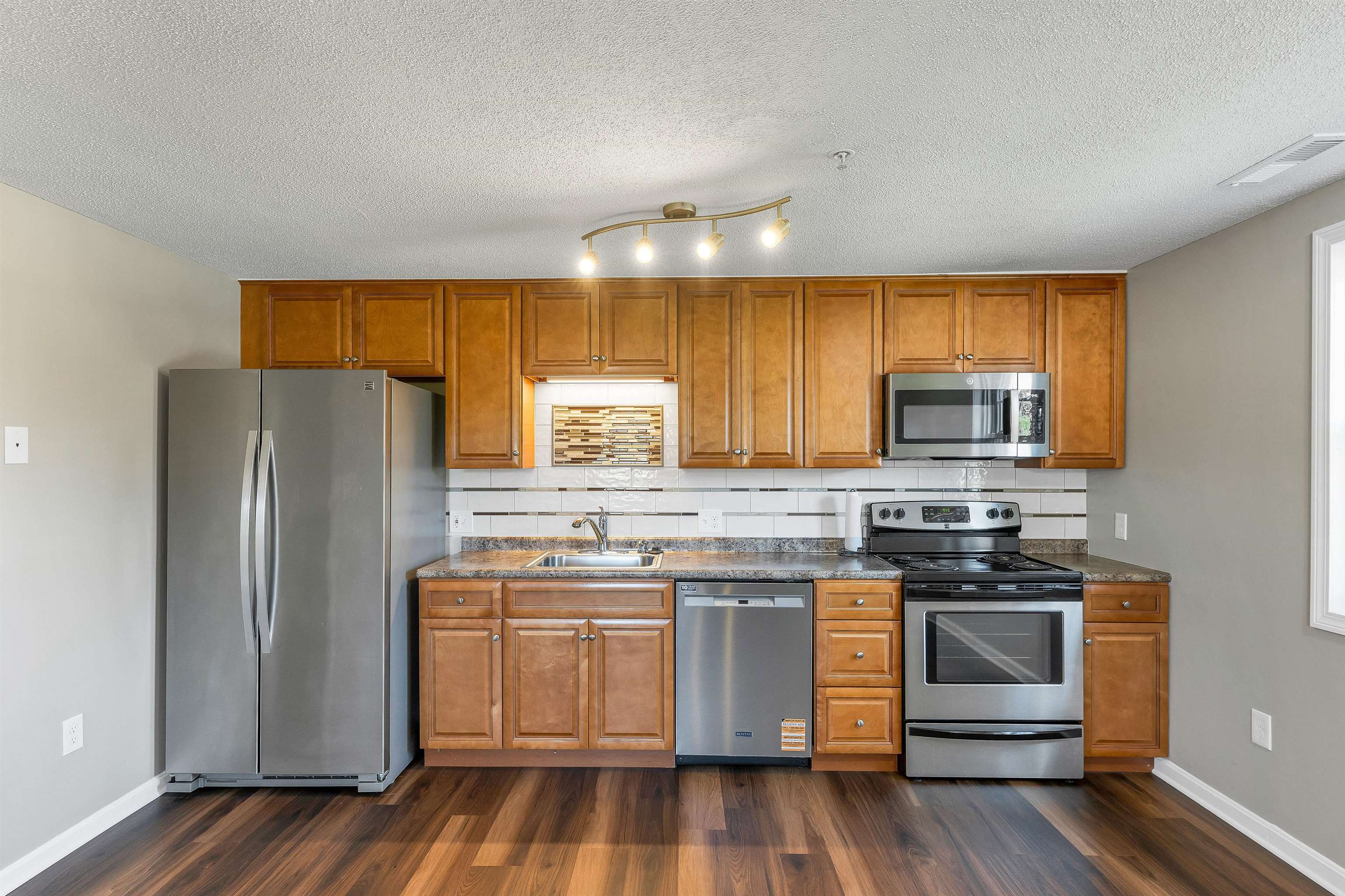 316 Elmwood Drive Property Photo 11