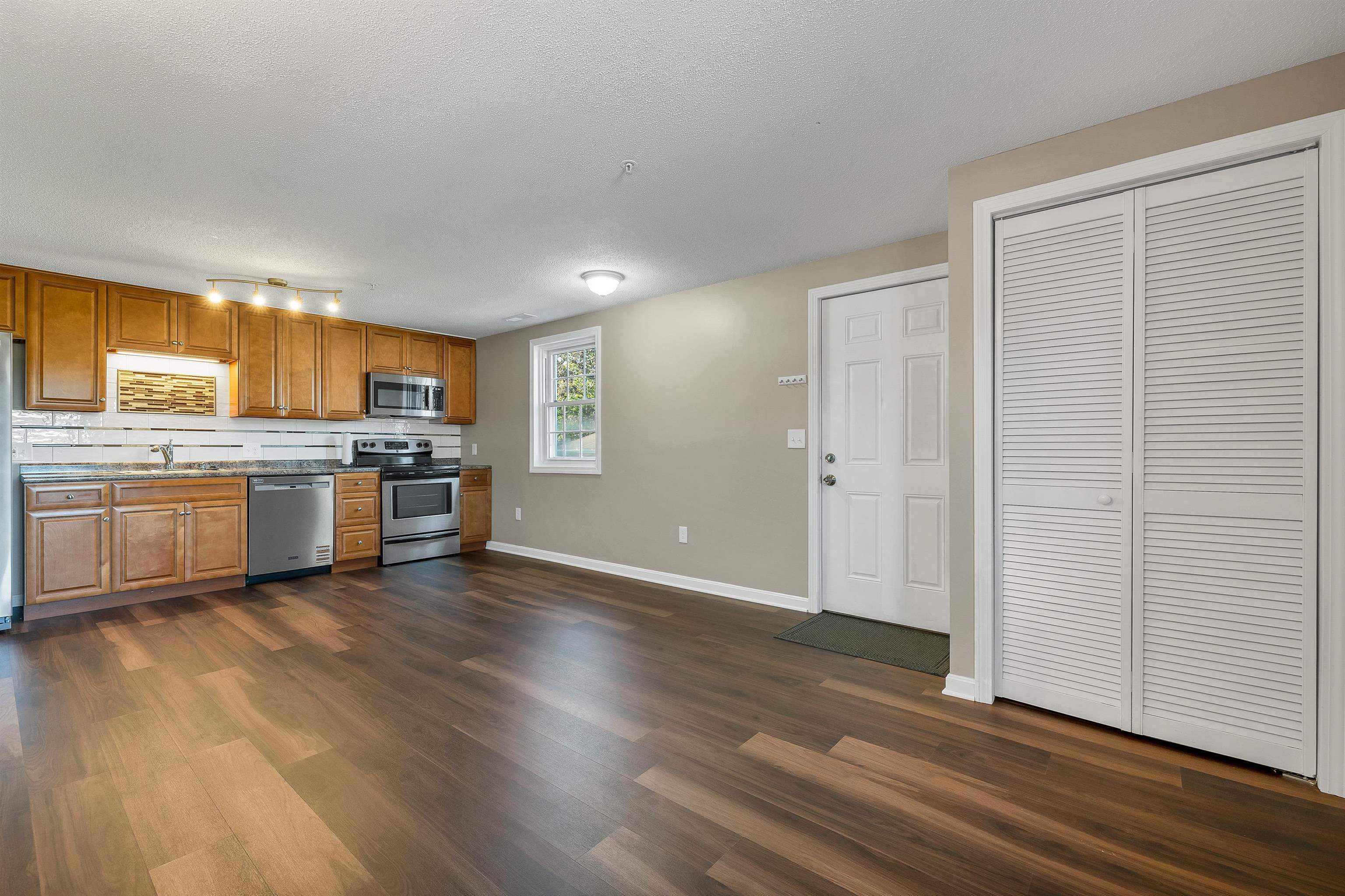 316 Elmwood Drive Property Photo 13