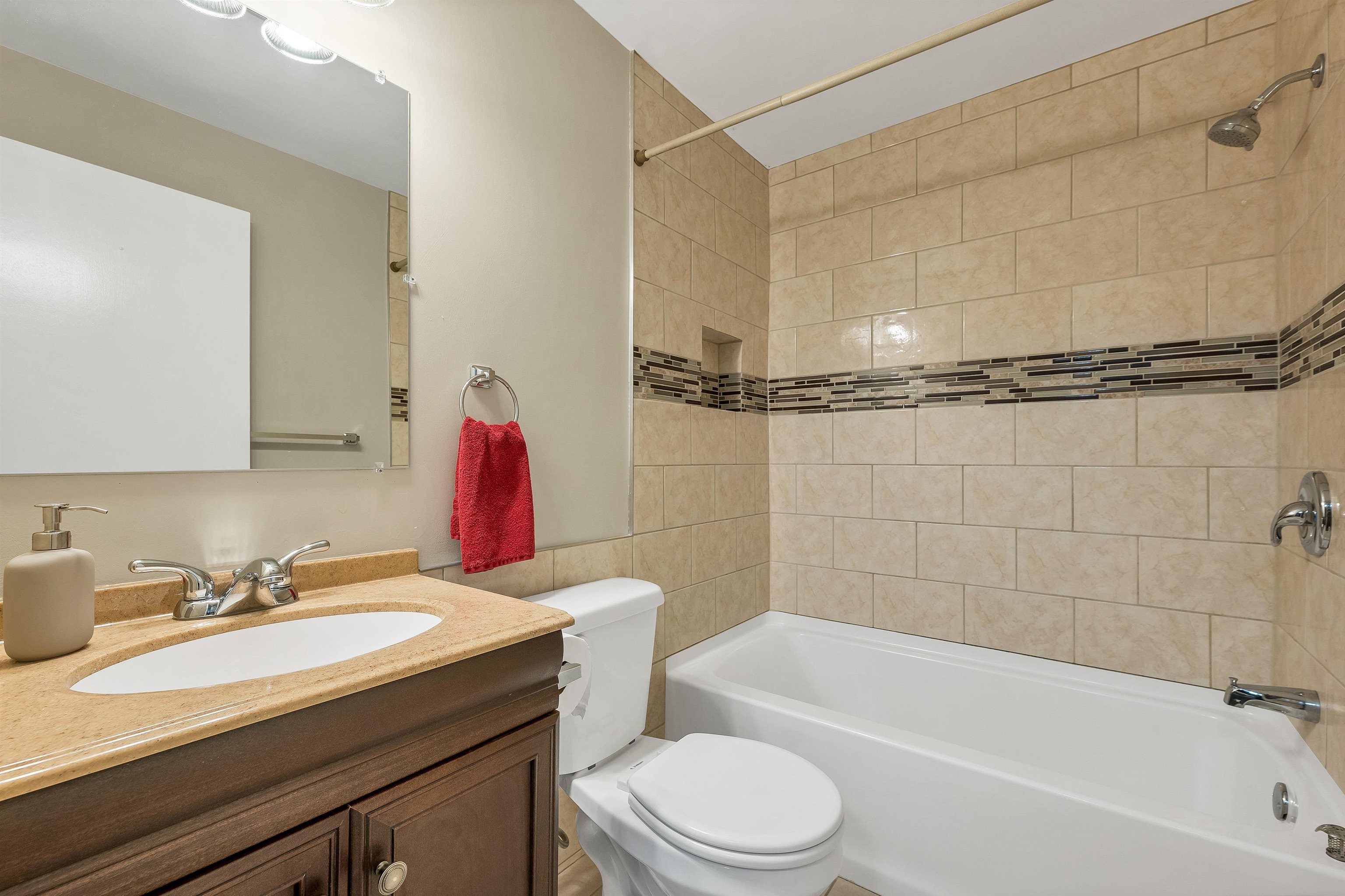 316 Elmwood Drive Property Photo 32