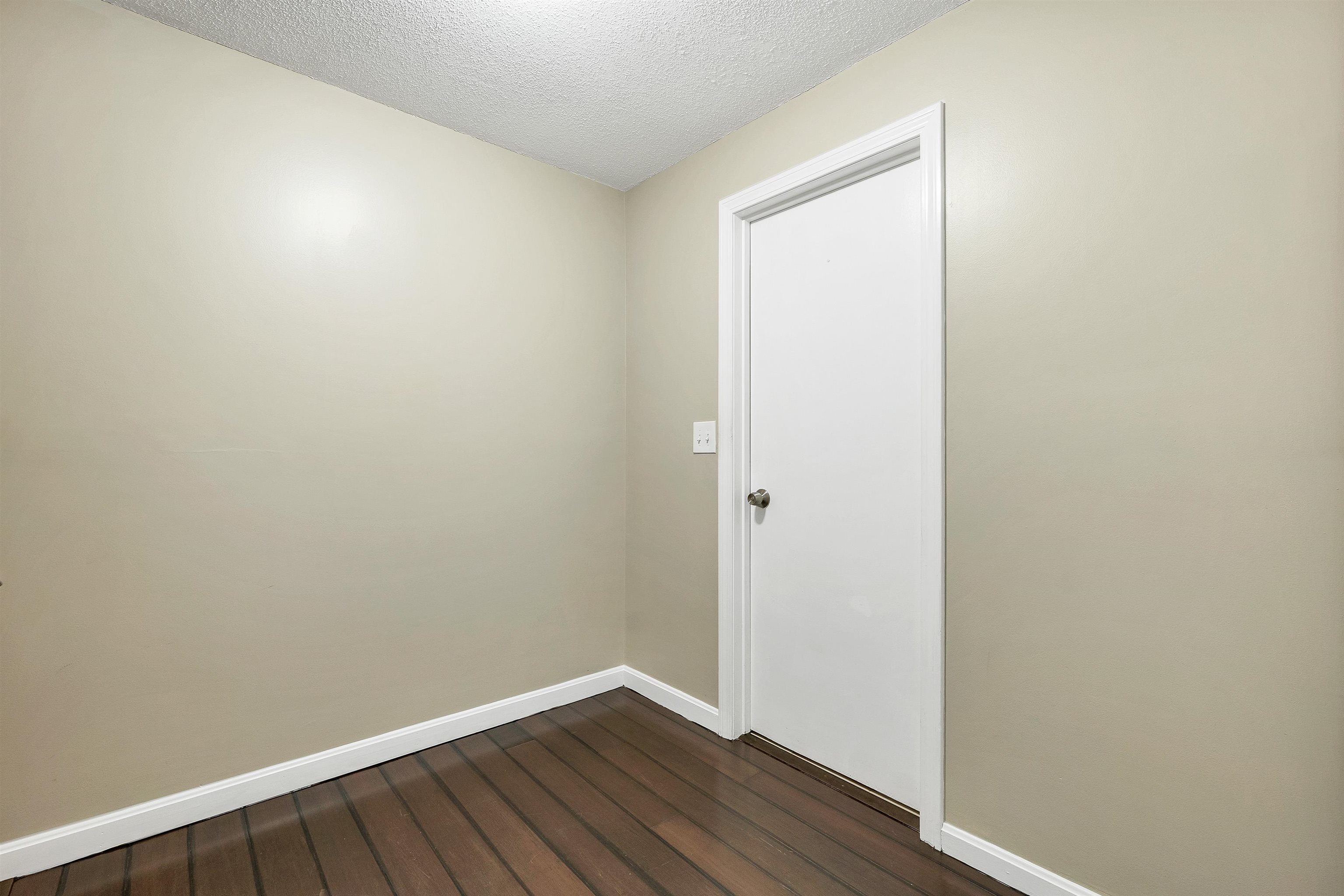 316 Elmwood Drive Property Photo 33